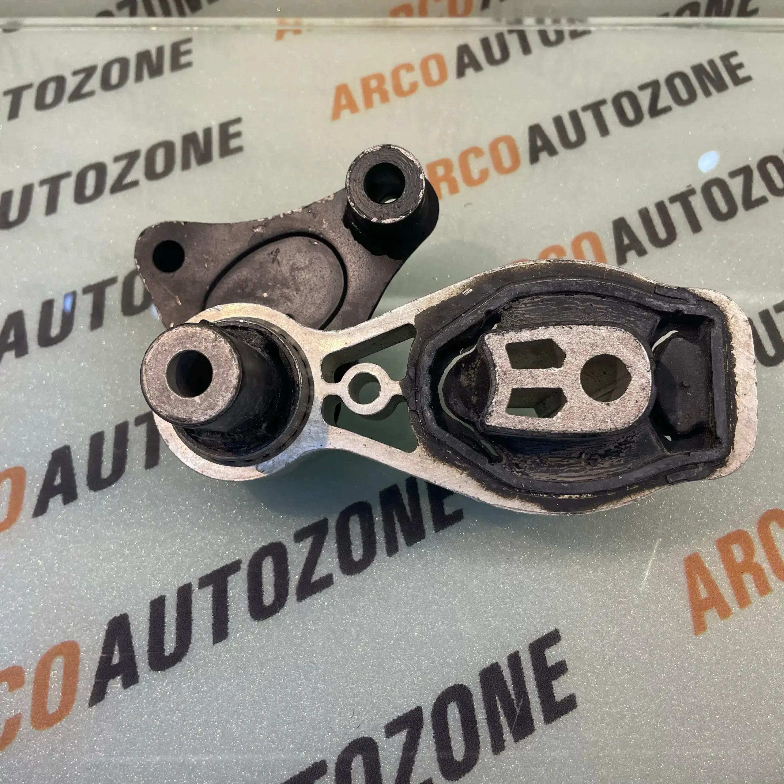 GEAR MOUNTING ECOSPORT ASPIRE NM FORD