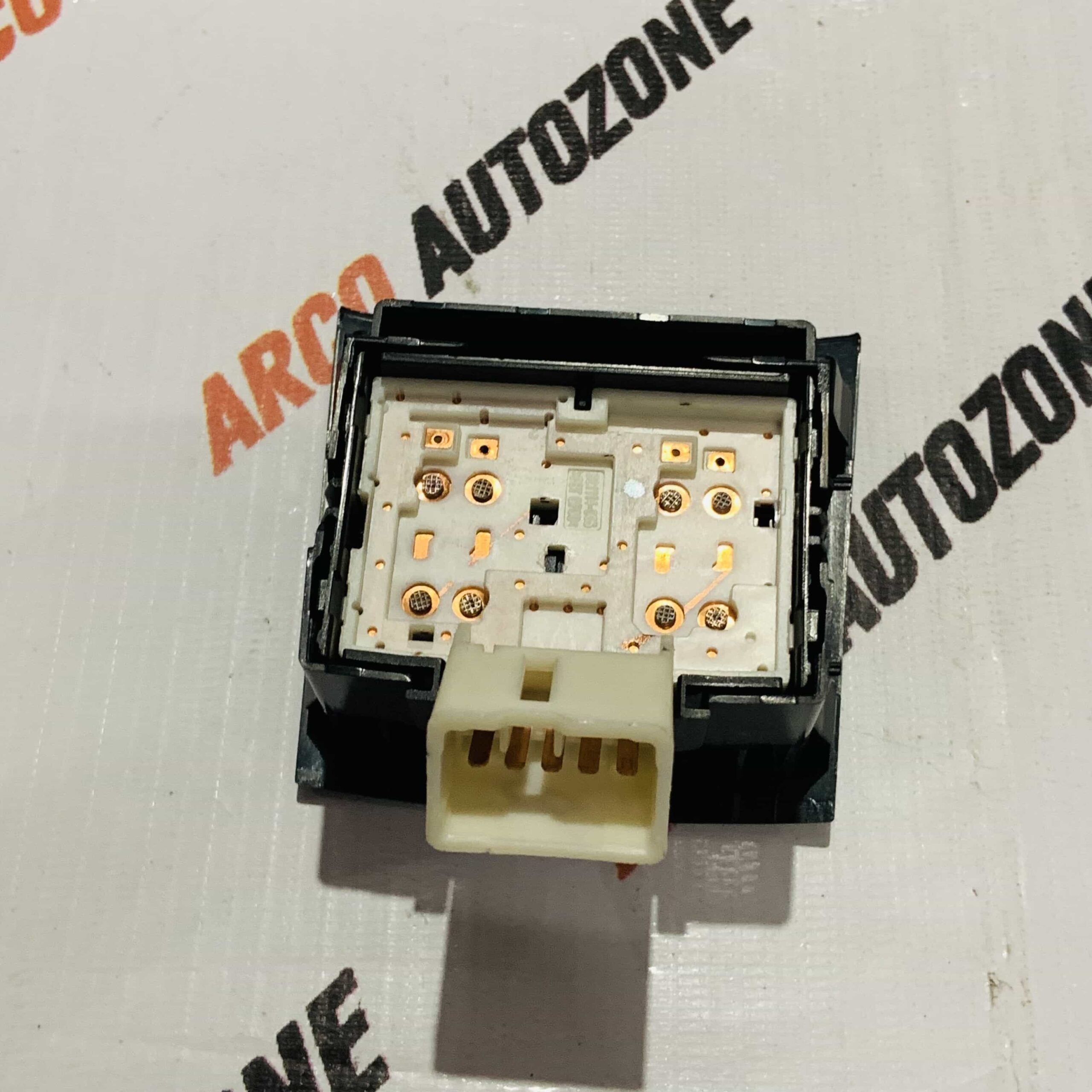 POWER WINDOW SWITCH MAIN ALTO 800 K10 MINDA S21114