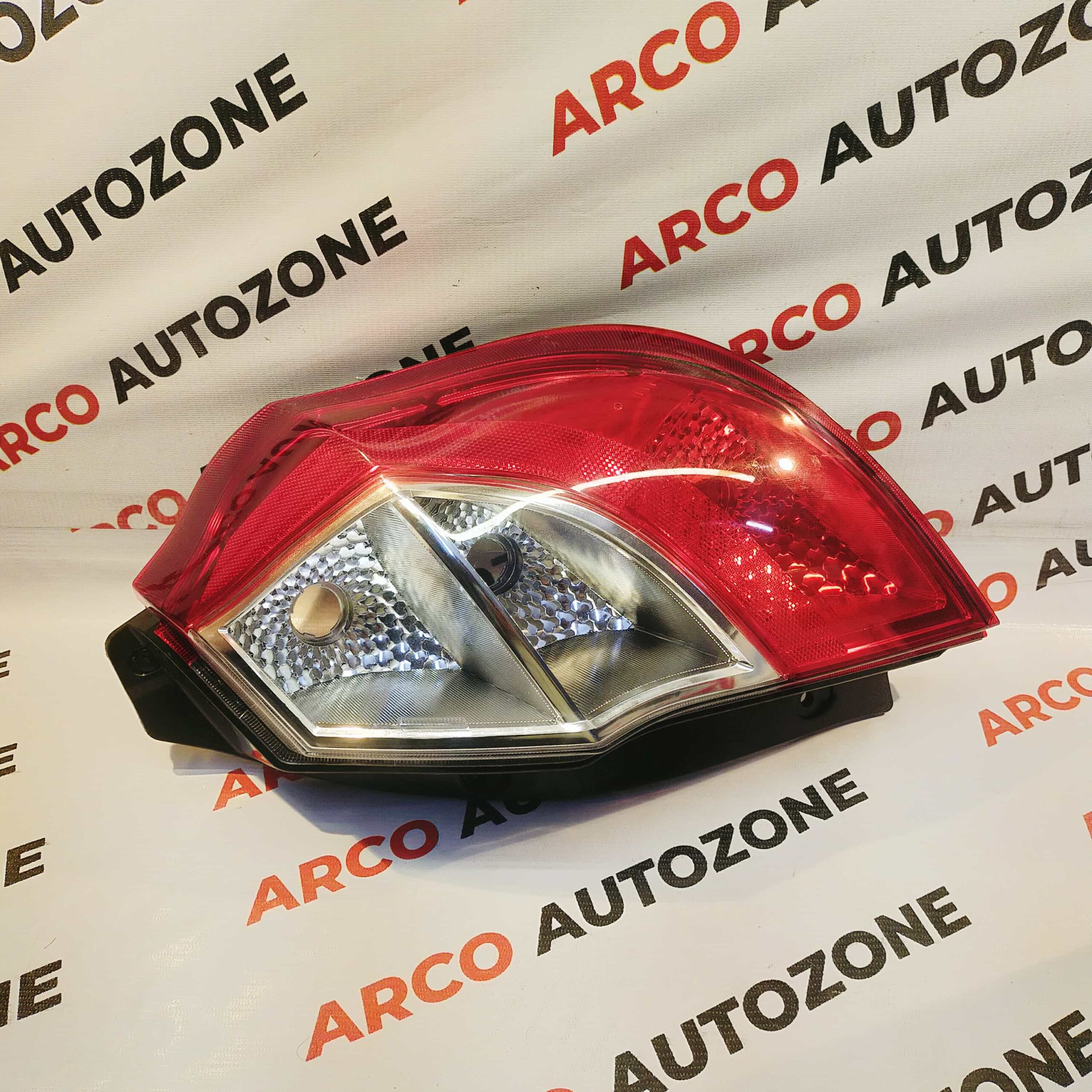 LIGHTING TAIL LIGHT ALTO K10 T2 RIGHT MINDA TL6627MB
