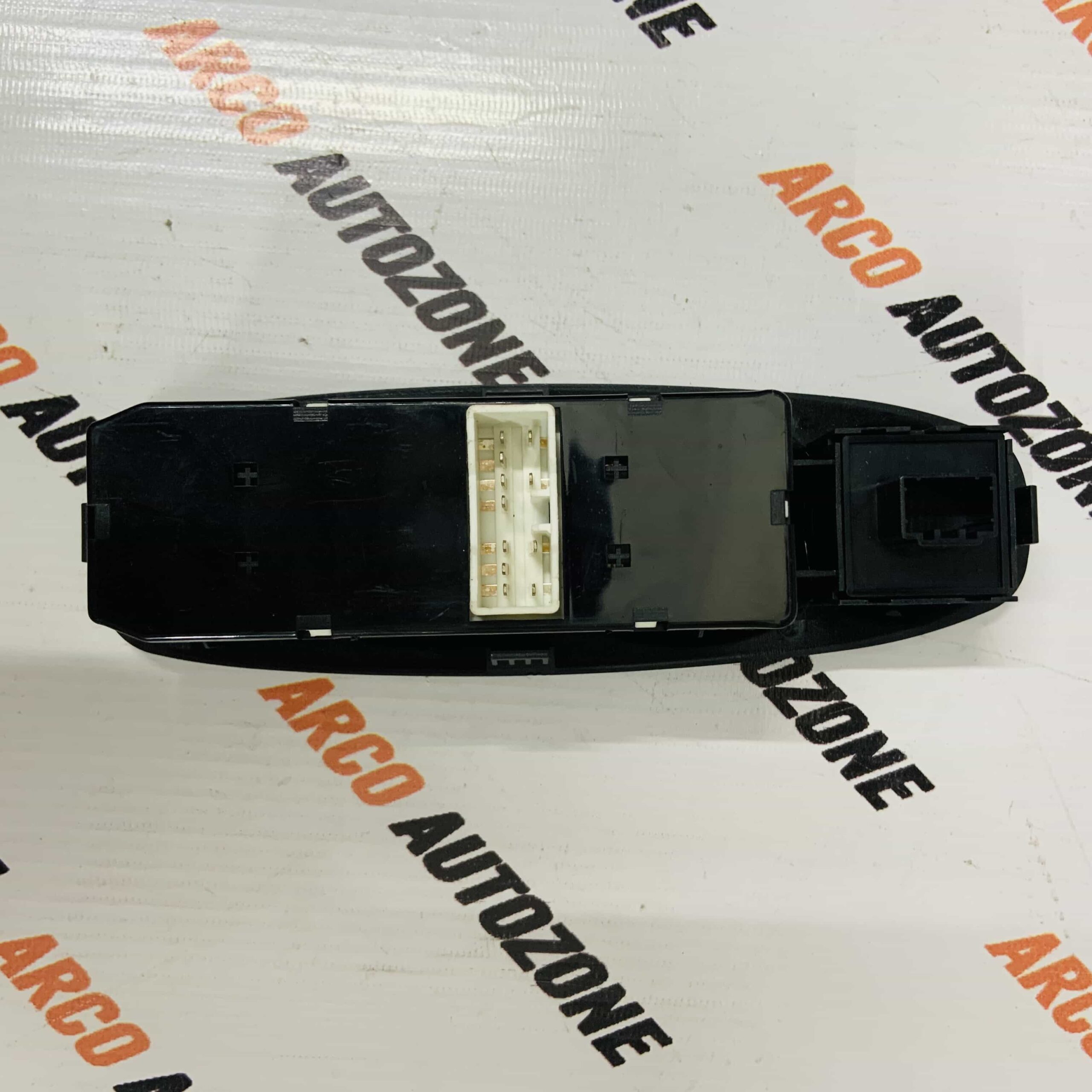 POWER WINDOW SWITCH MAIN ACCENT MAIN PETROL POWER WINDOW SWITCH