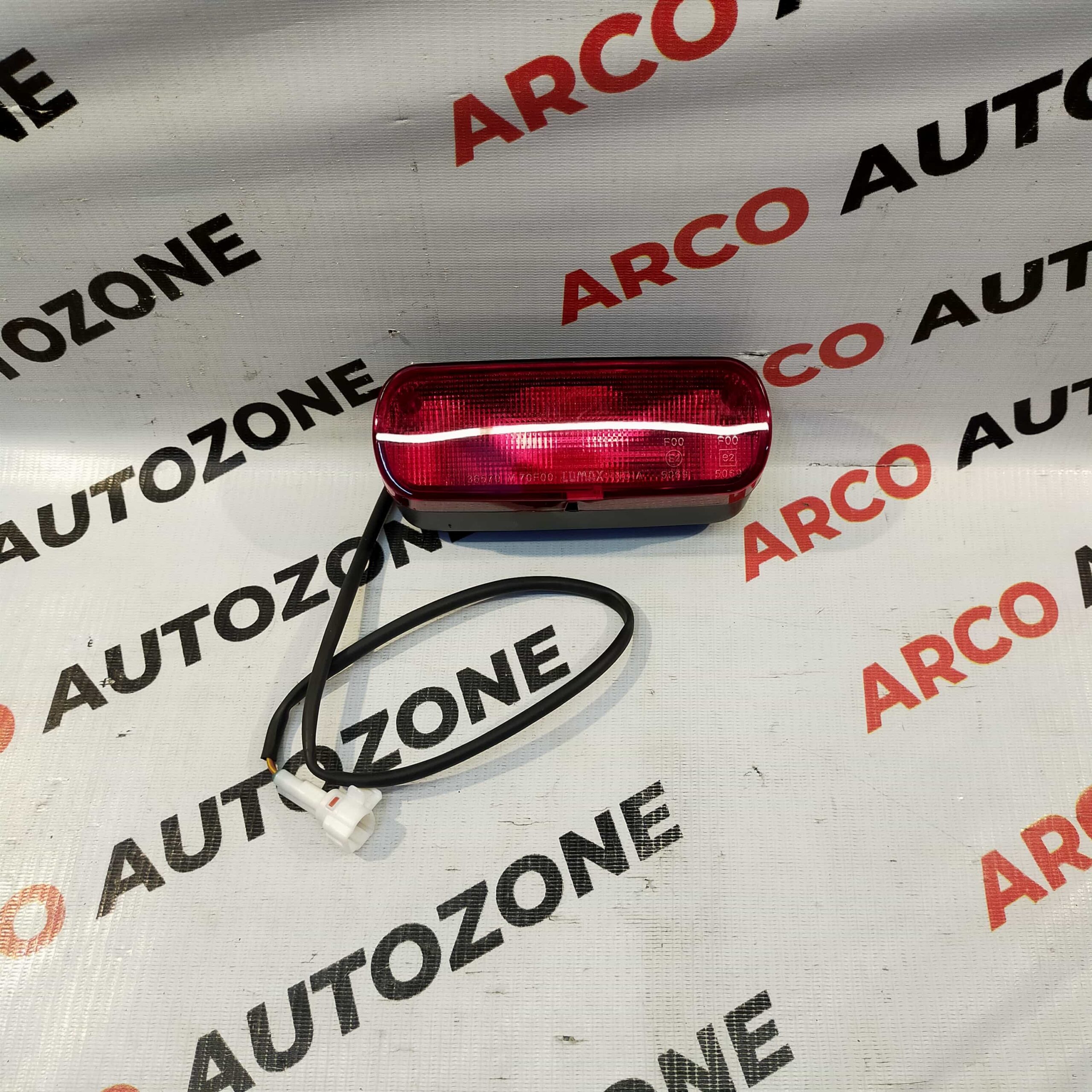 REAR BUMPER LIGHT SWIFT LUMAX 039RFL