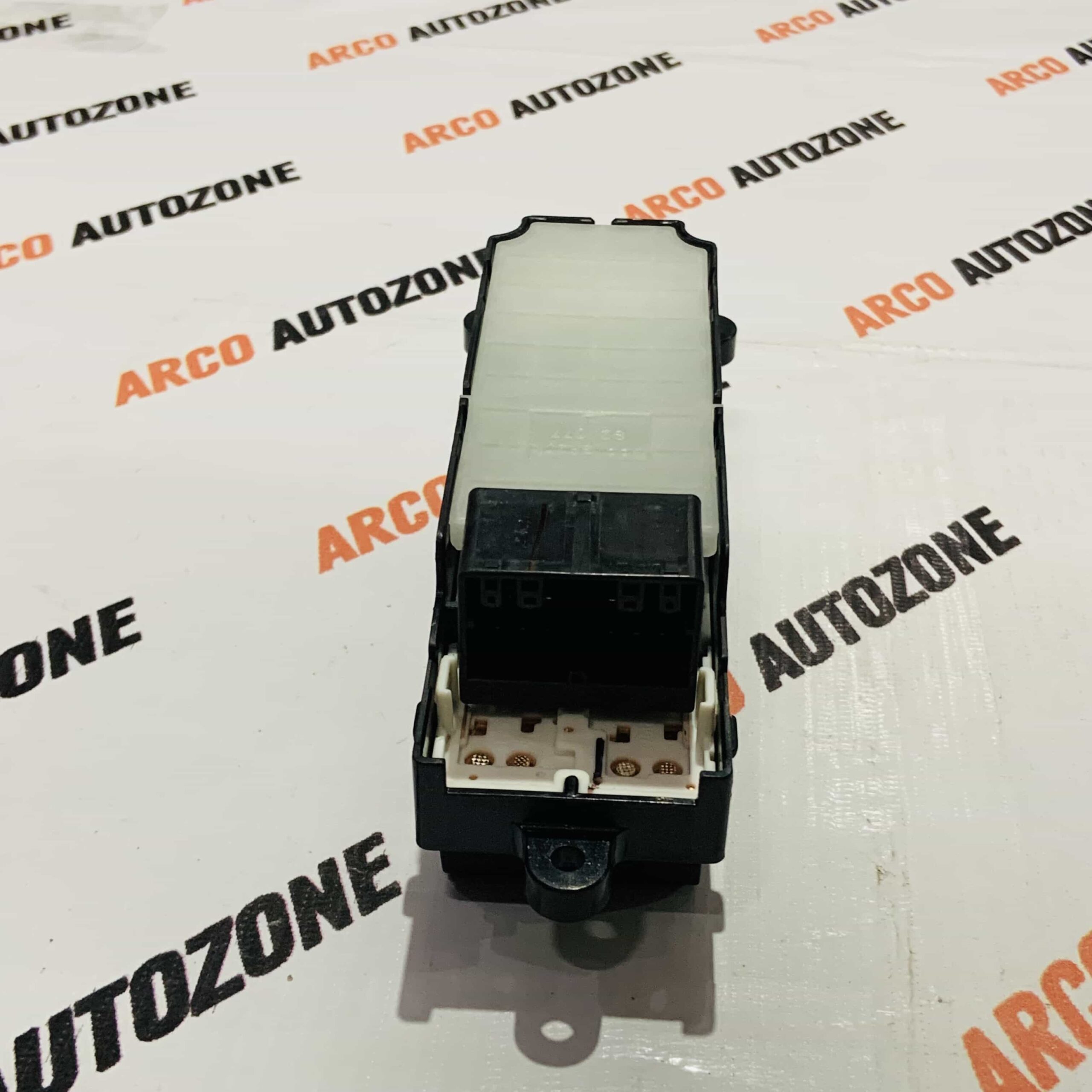 POWER WINDOW SWITCH MAIN SWIFT 12 ERTIGA MINDA S21077