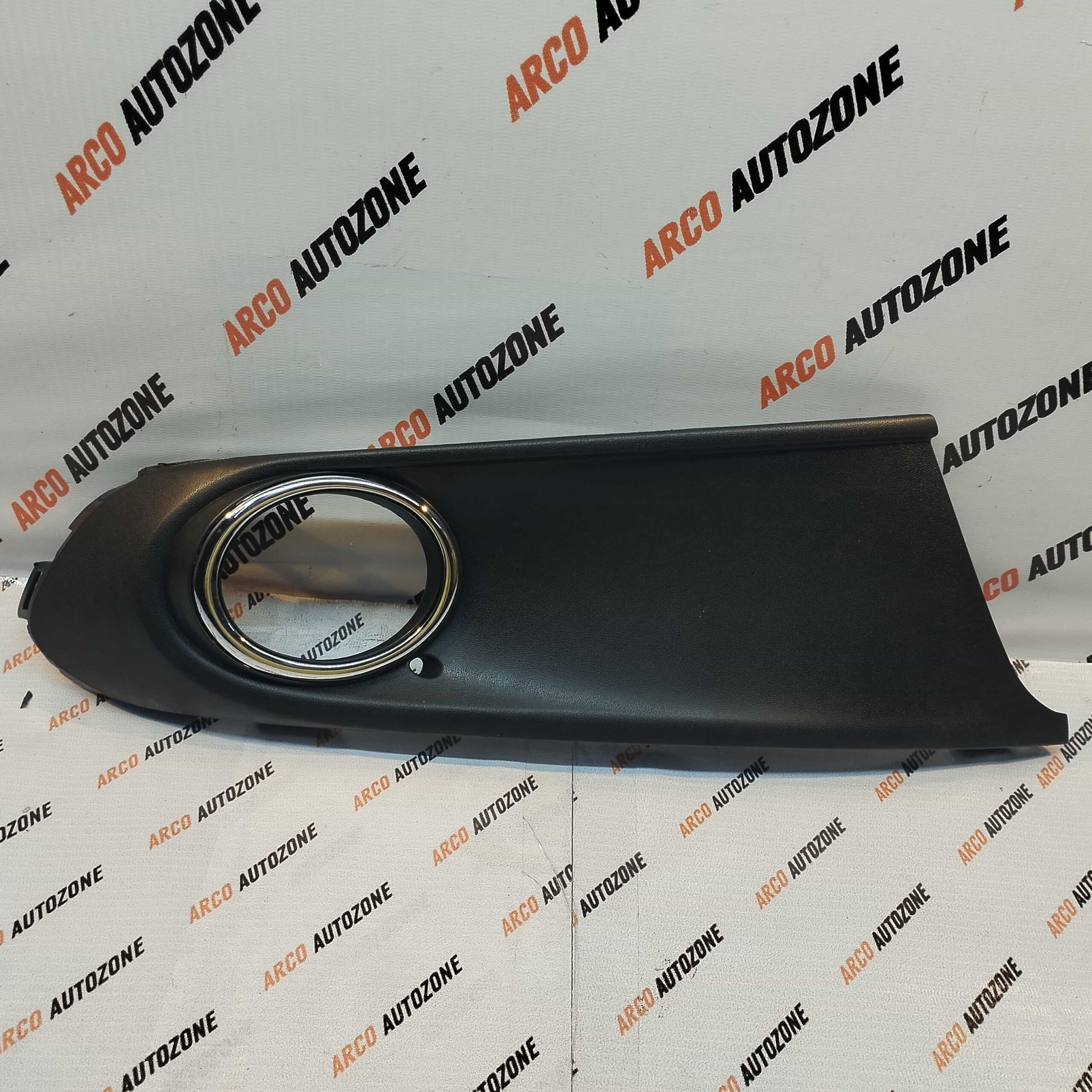 FOG LAMP COVER VENTO T1 CRM HOLE RIGHT ACC VW004104RHC