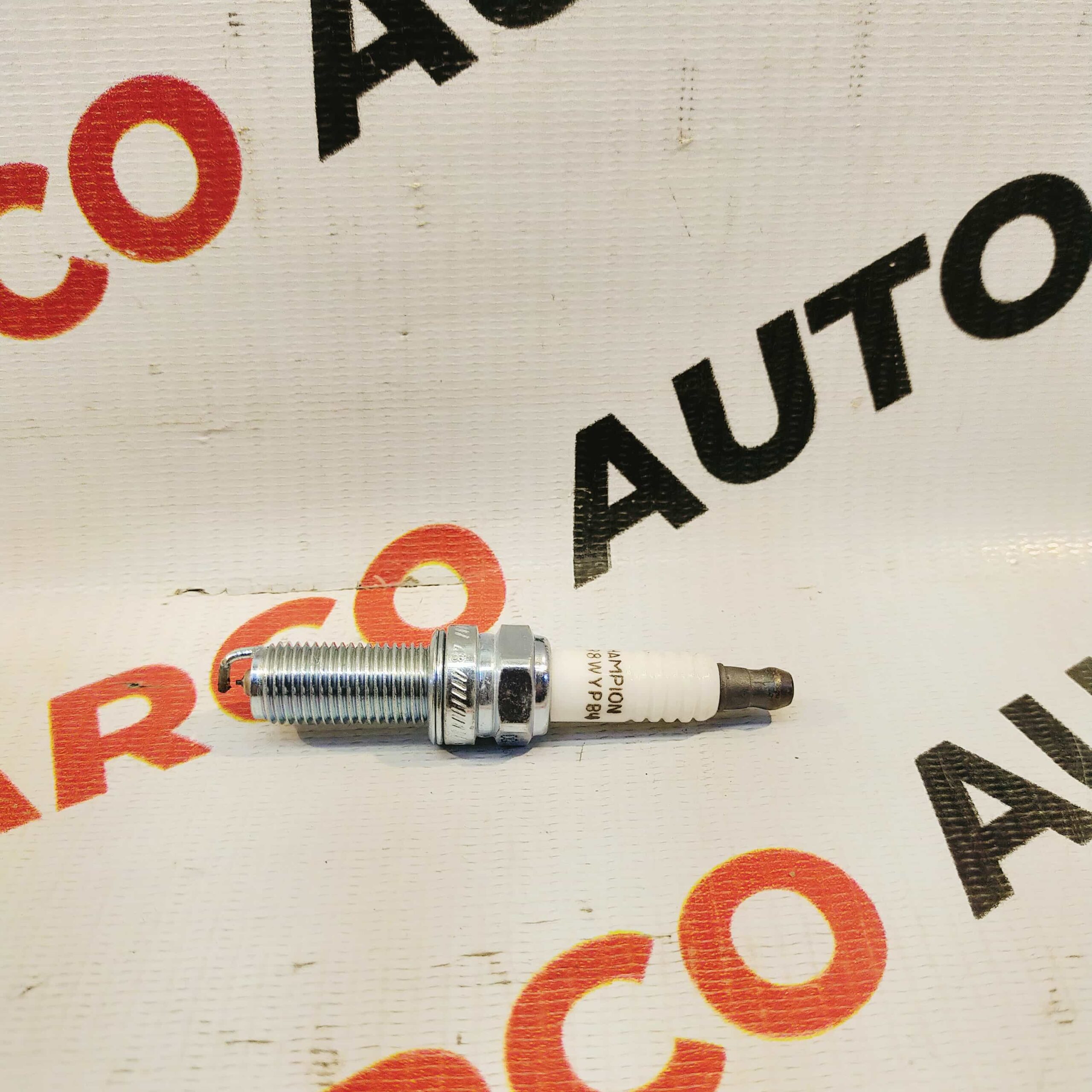 SPARK PLUG I10 1 2 IREARI SET CHAM RER8WYPB4AM4