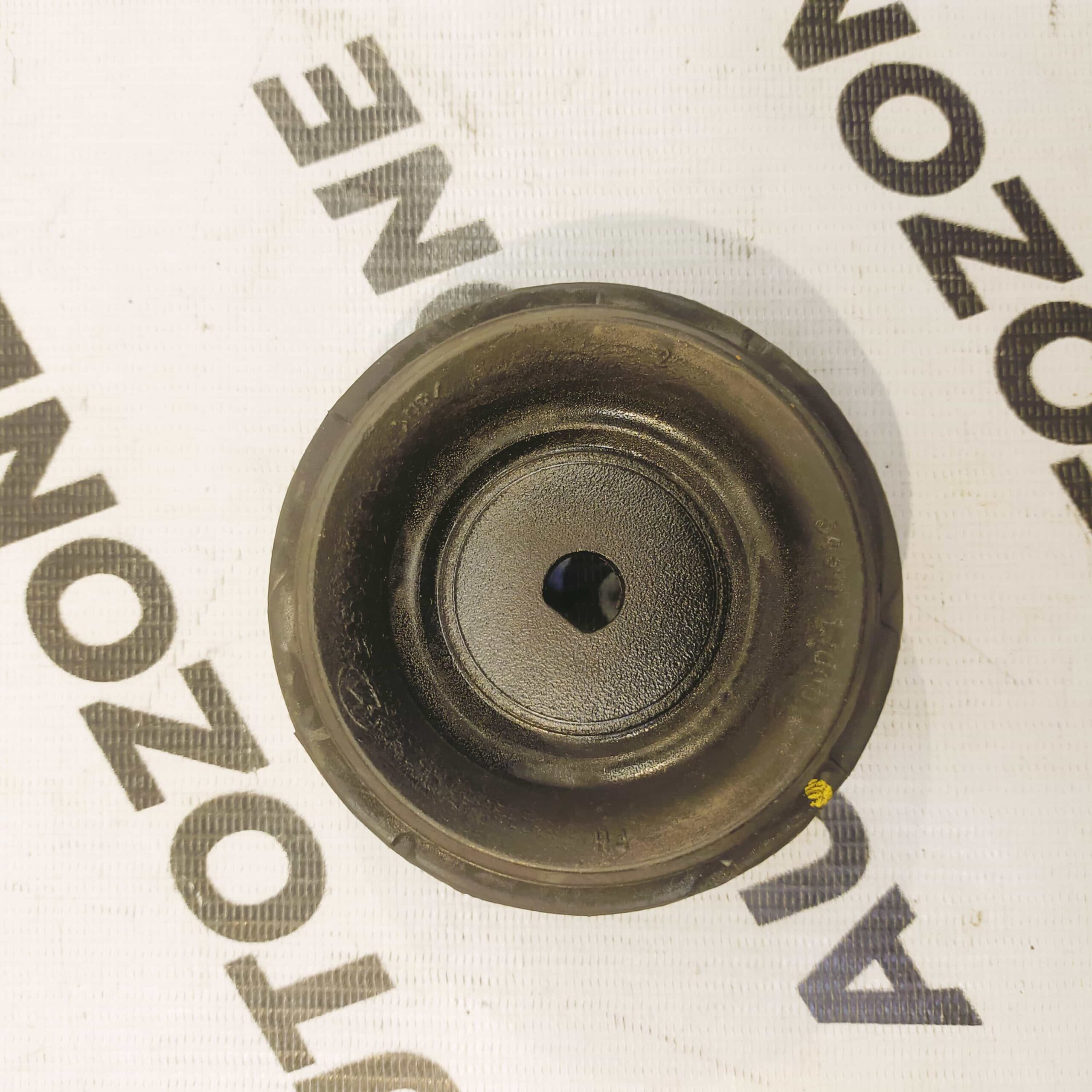 FRONT SHOCKER MOUNTING I20 HYU 546111J000
