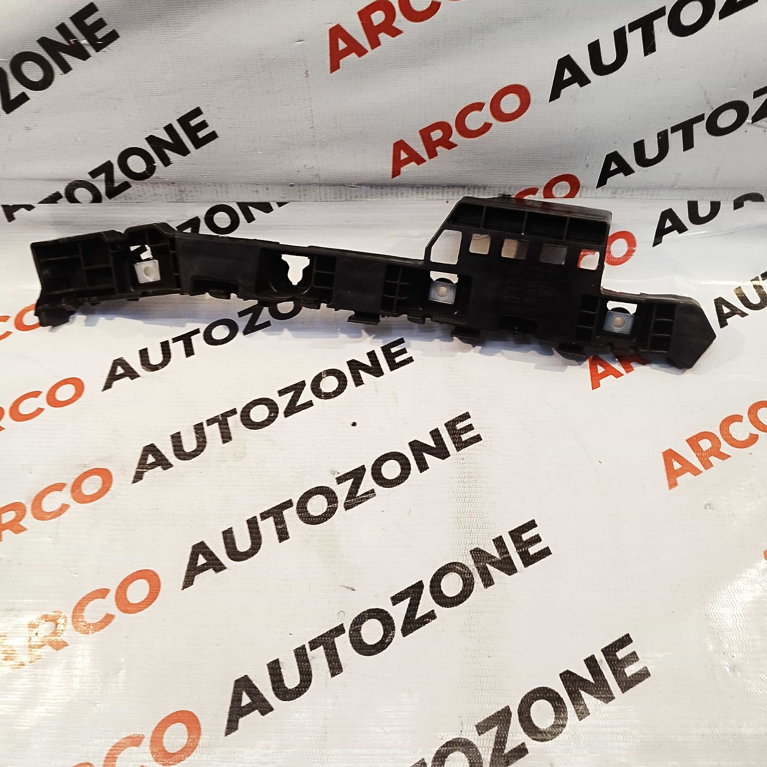 REAR BUMPER BRACKET CRETA T1 RIGHT HYU 86614A0000