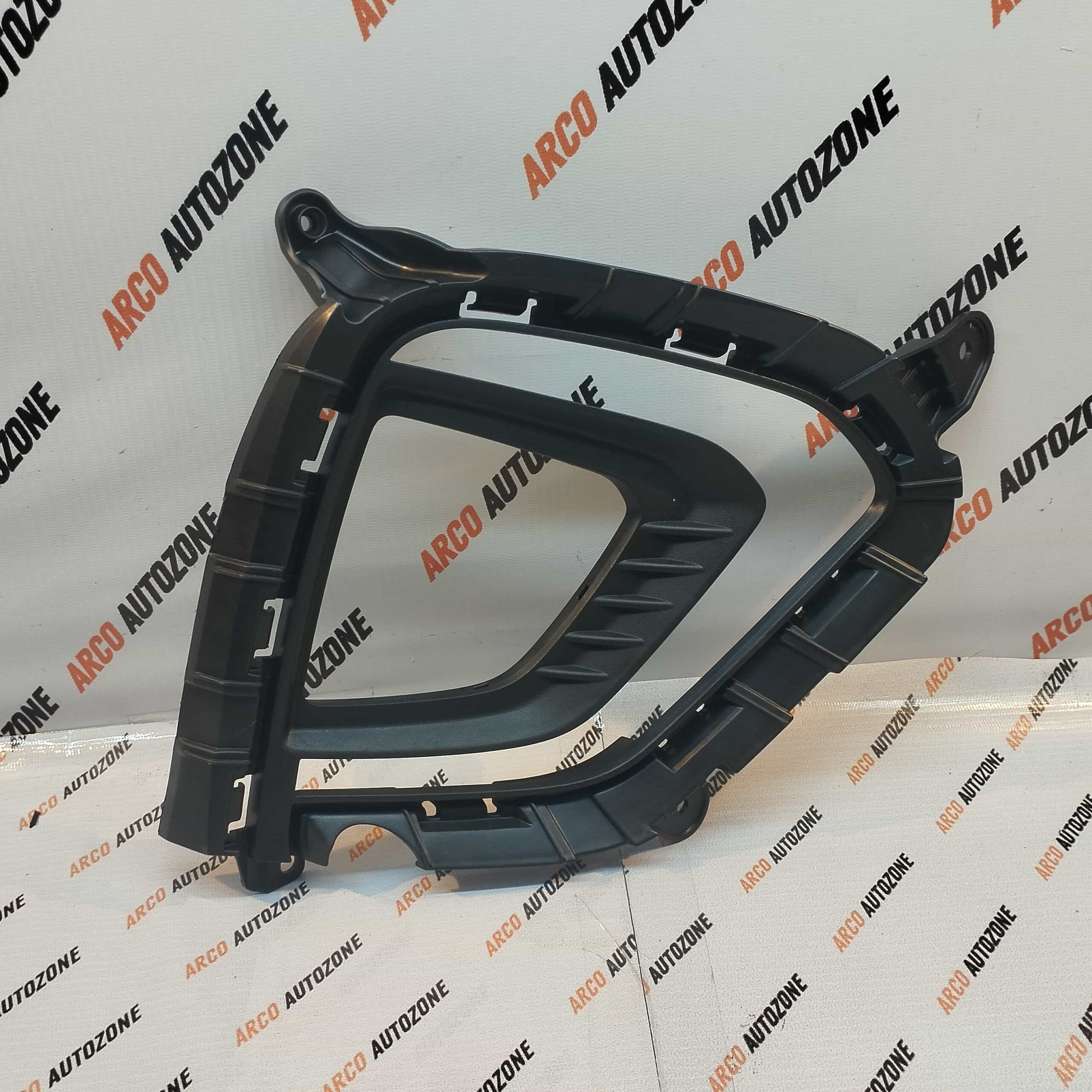 FOG LAMP COVER CRETA T2 WITH LED RIGHT HYU 86524A0510