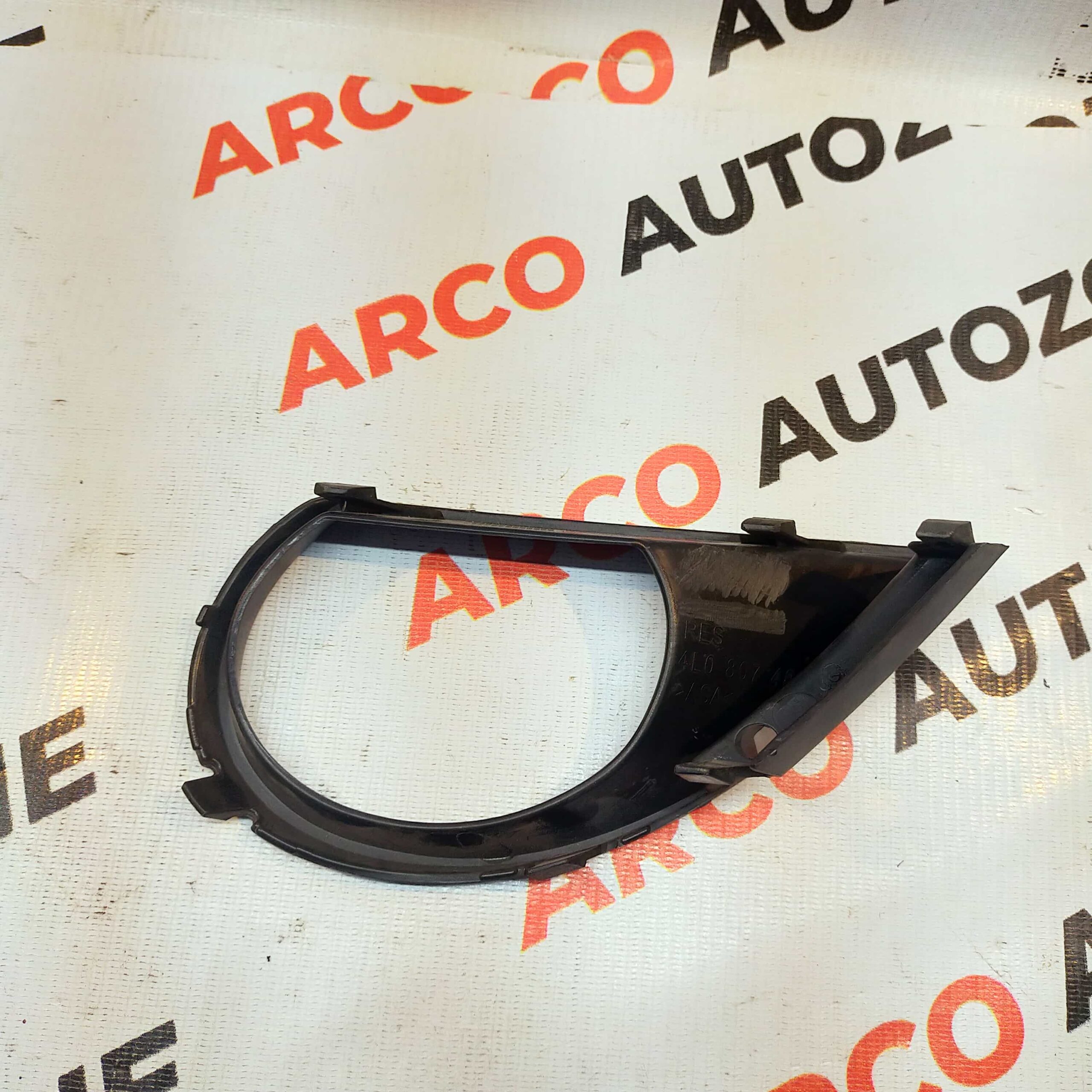 FOG LAMP COVER Q7 OM LEFT A IMP 4L0807489