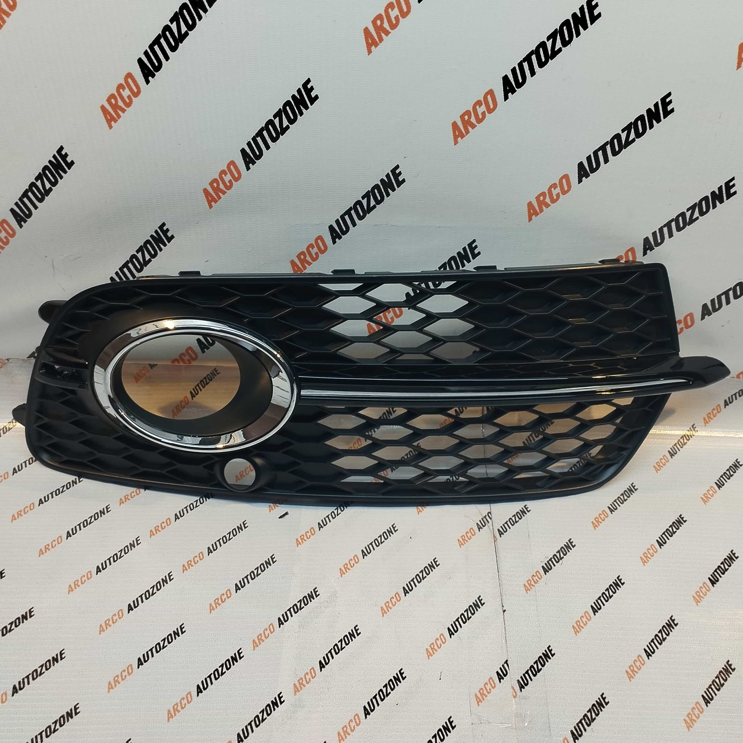 FOG LAMP COVER AUDI Q5 RIGHT SLINE N 8R0807682