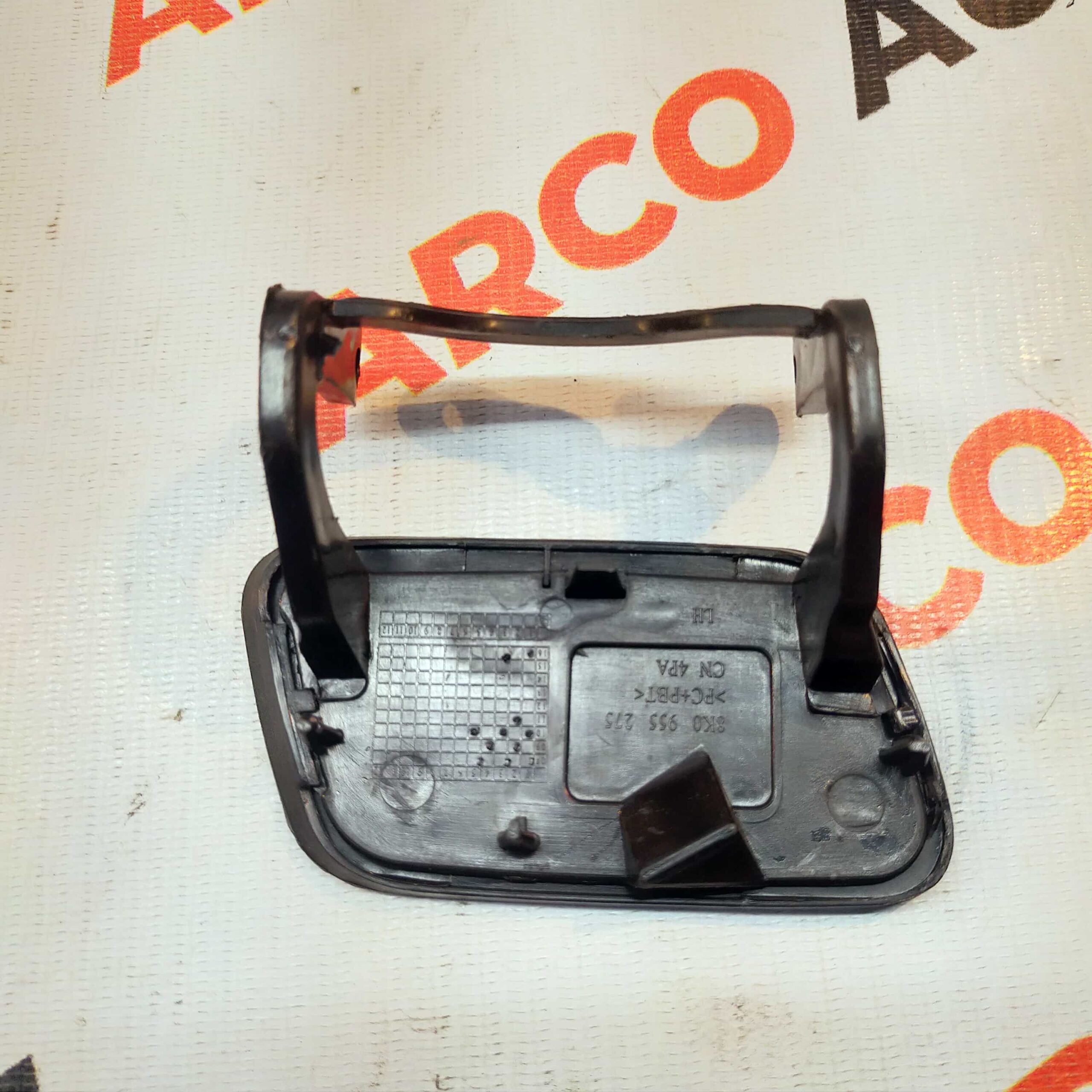 WASHER CAP A4 OM LEFT IMP 8K0955275