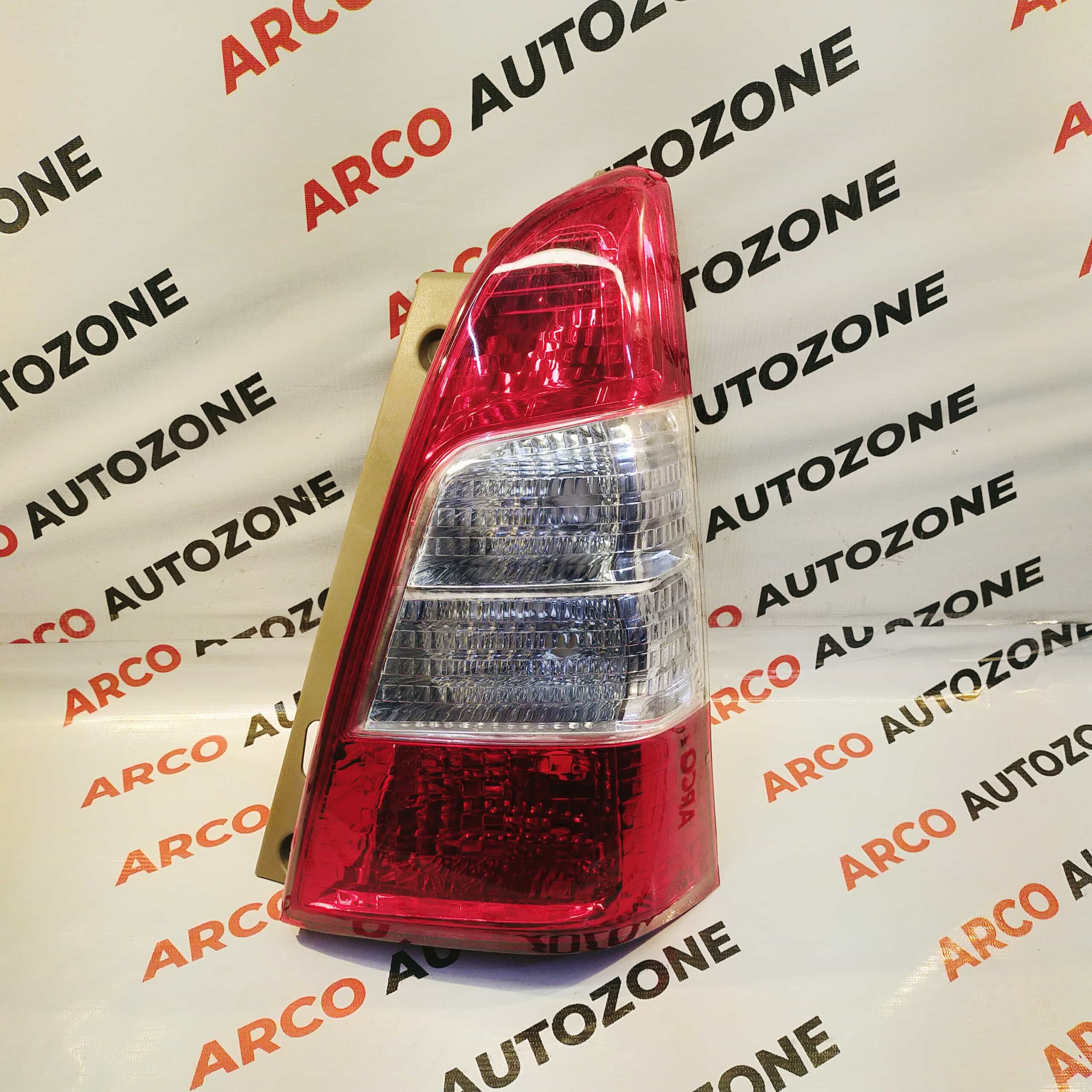 LIGHTING TAIL LIGHT INNOVA T3 RIGHT MINDA TL6553A