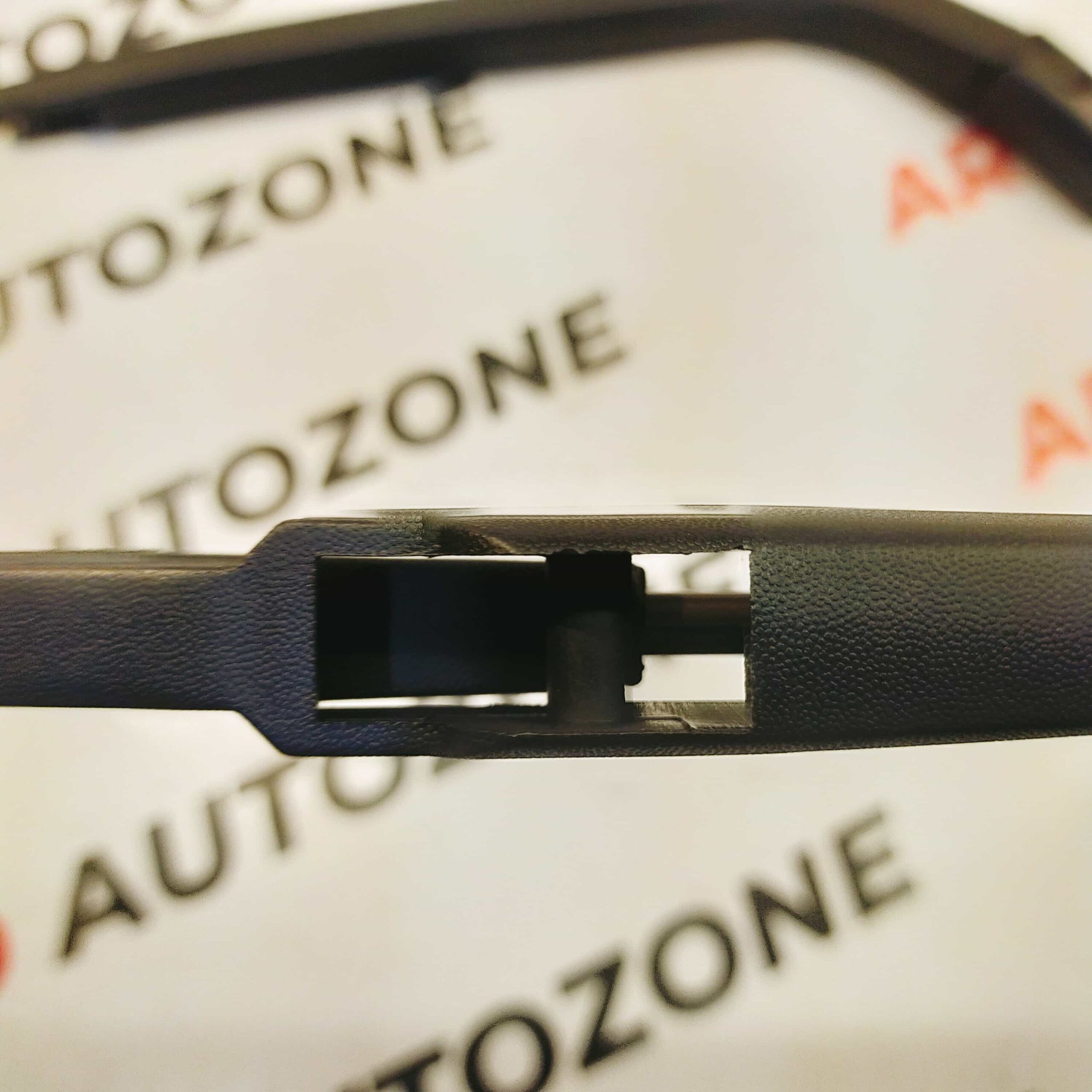 REAR WIPR ARM WI BLAD INNOVA FORTUER PLASMA