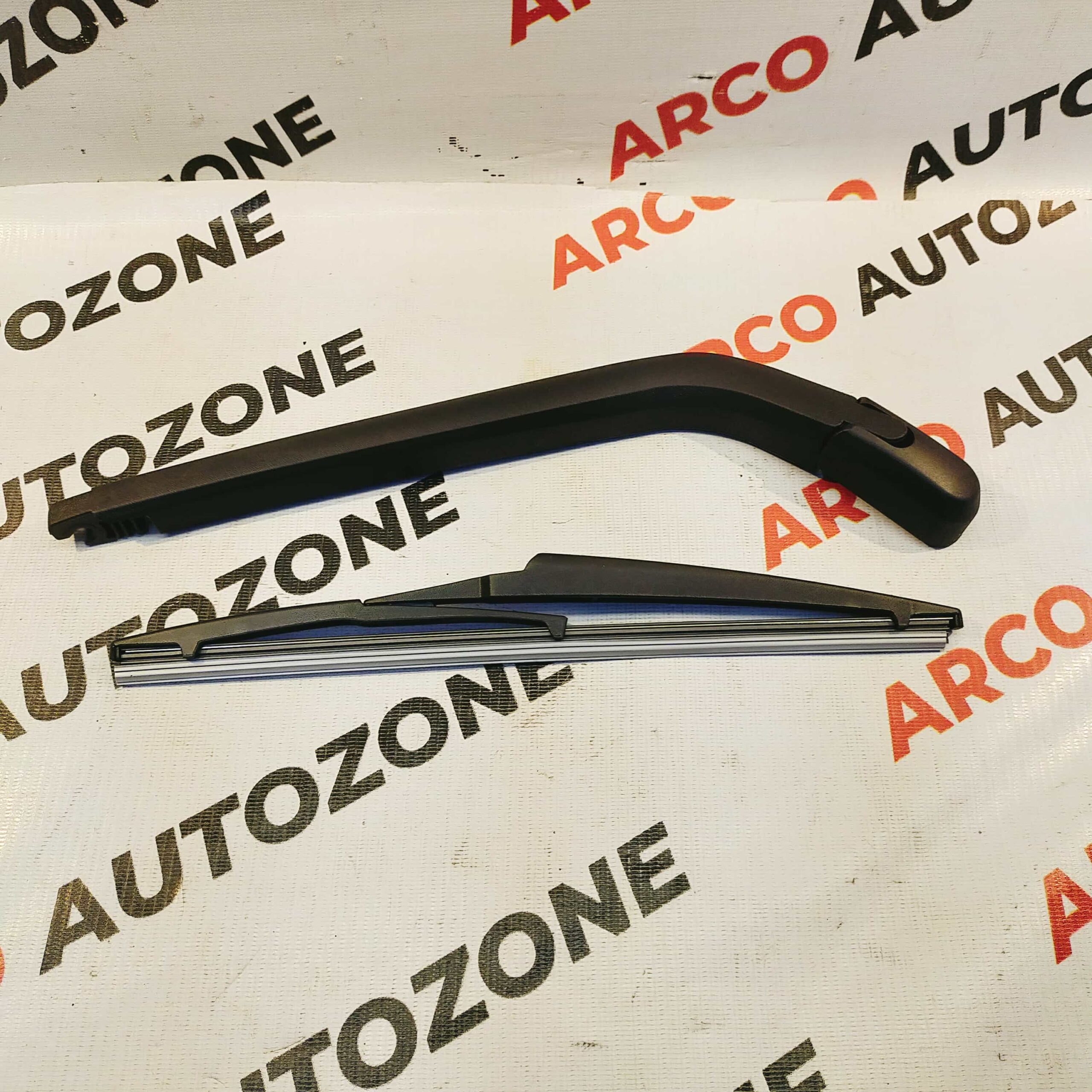 REAR WIPR ARM WI BLAD INNOVA FORTUER PLASMA
