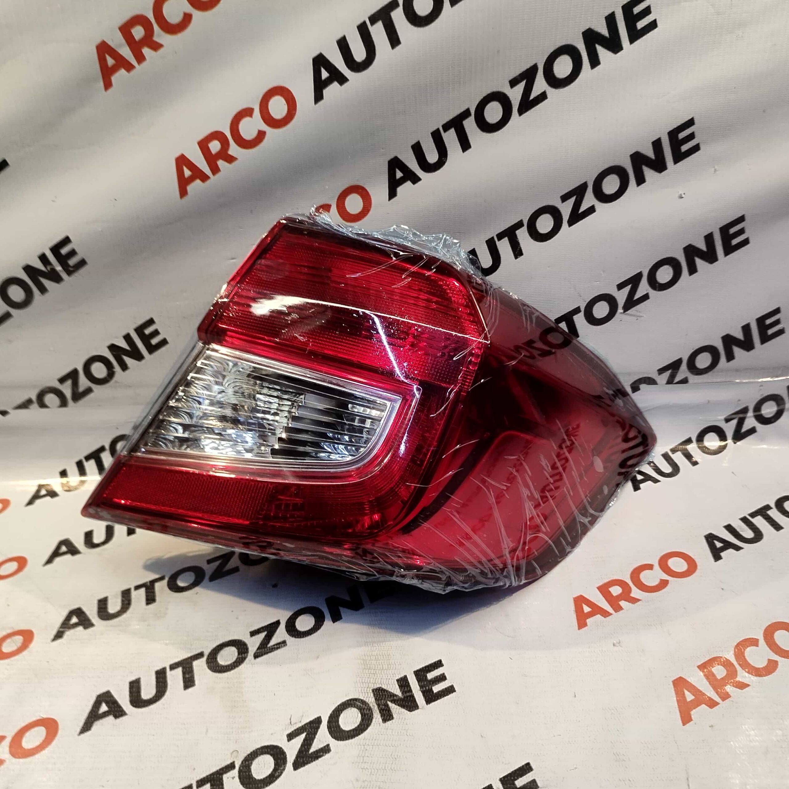 LIGHTING TAIL LIGHT AMAZE 18 RIGHT AUTO AG0521R