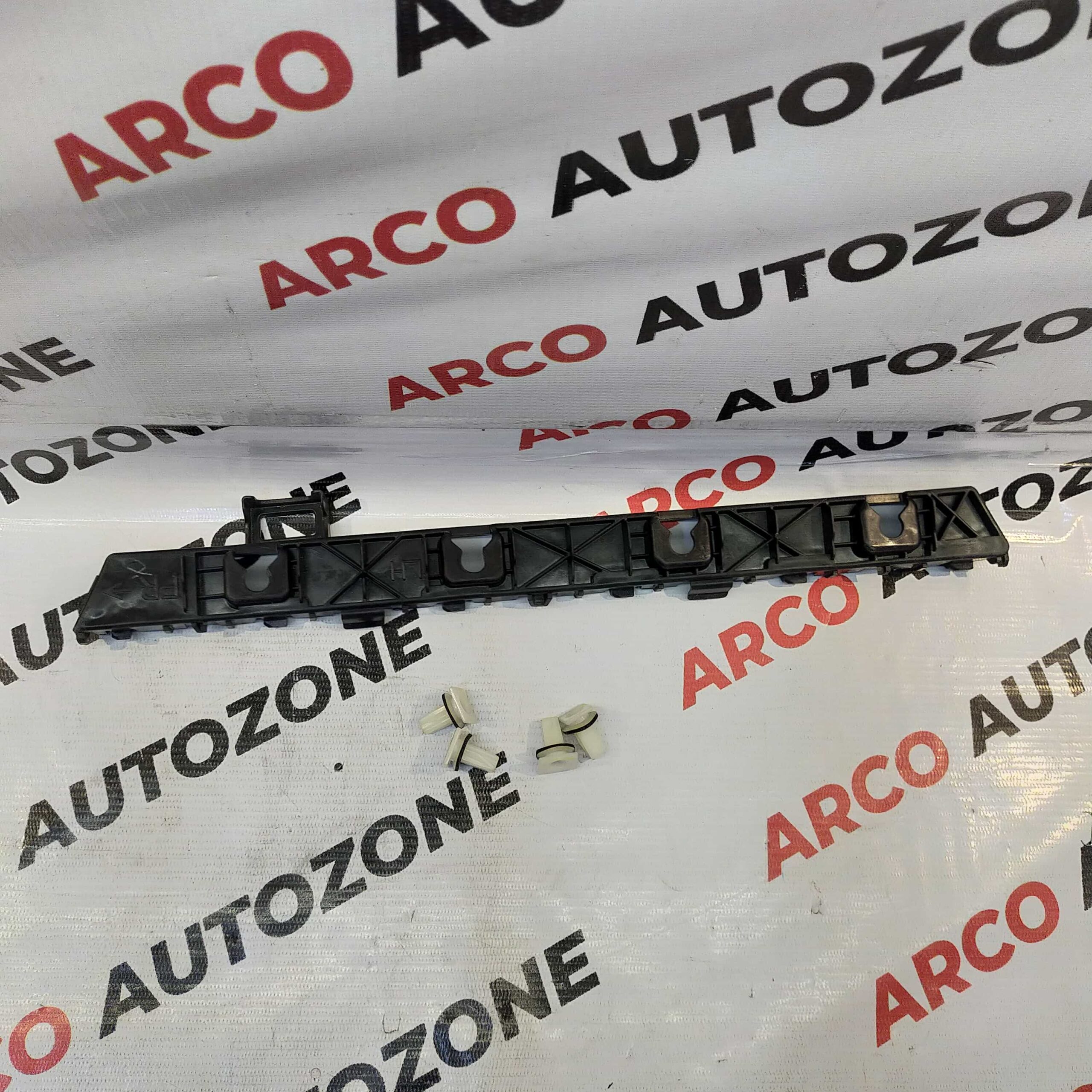 REAR BUMPER BRACKET VERNA 2018 LEFT HYU 86613H6000