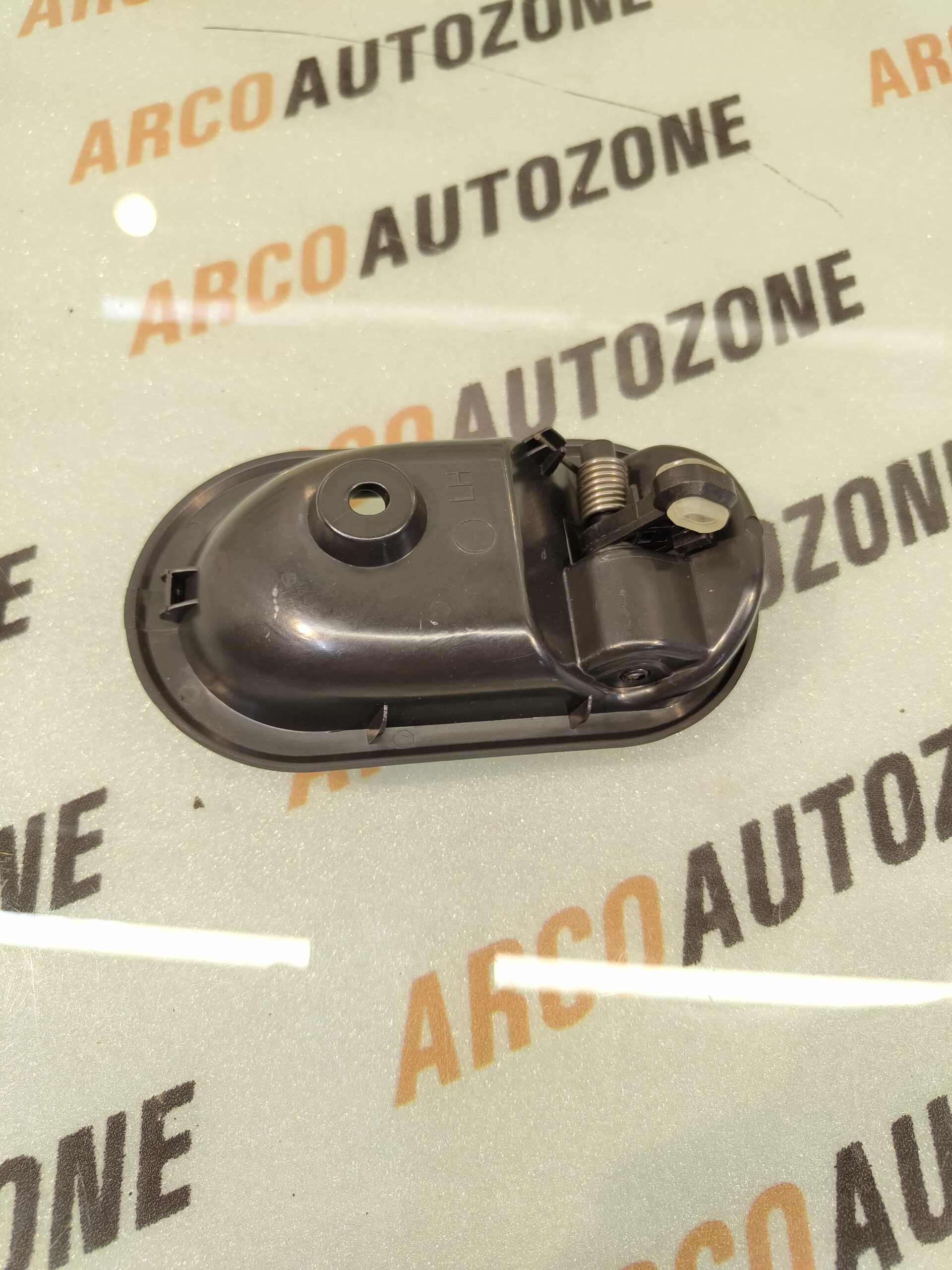 RC LEVER INNER HANDLE DUSTER TERRANO LEFT CHR IMP 820733848L