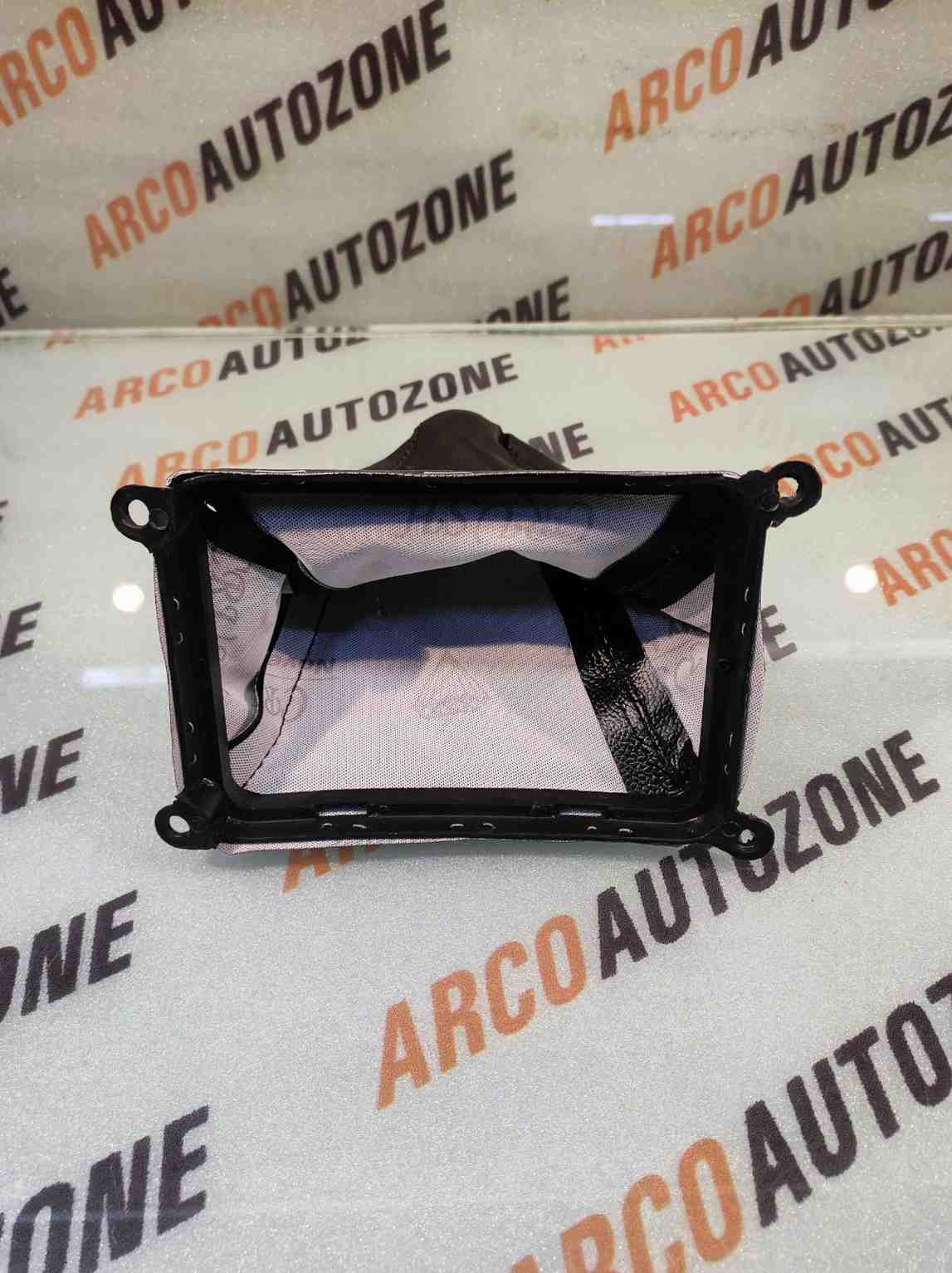 GEAR LEVER BOOT SANTRO XING IND 8464002000