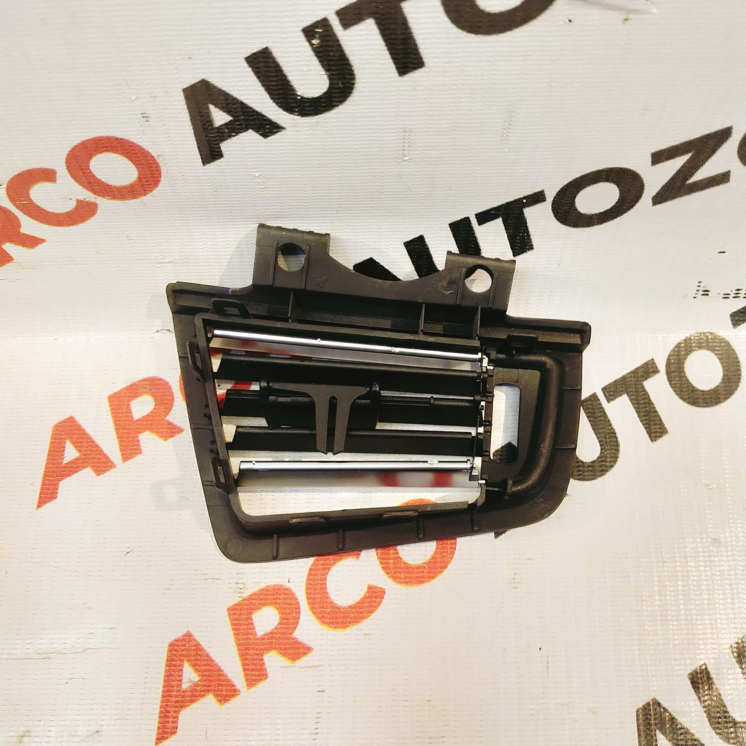 AC VENT BMW F10 RIGHT  64229166894