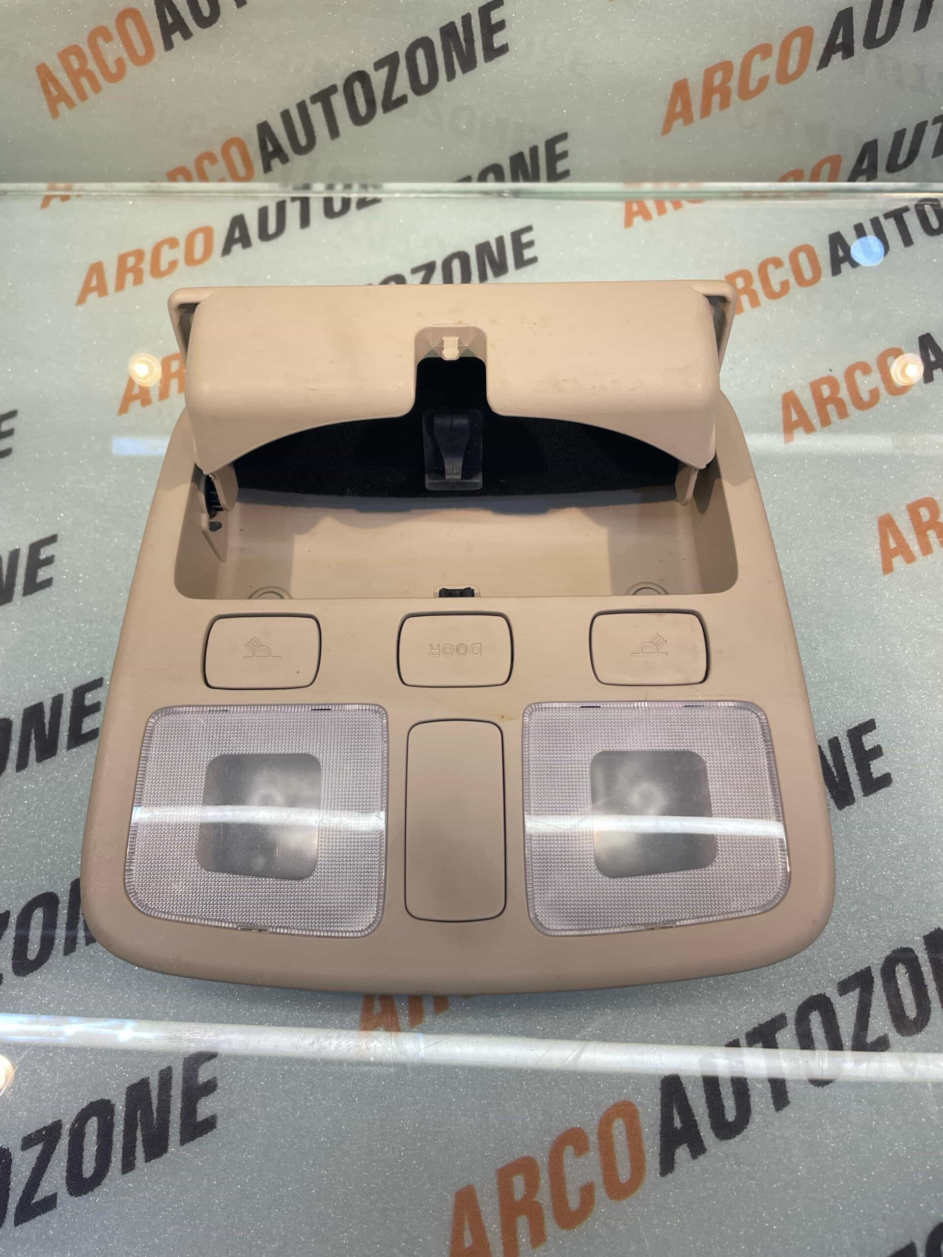 LIGHTING LAMP ASSY ROOF LIGHT VERNA HYU 928001E200