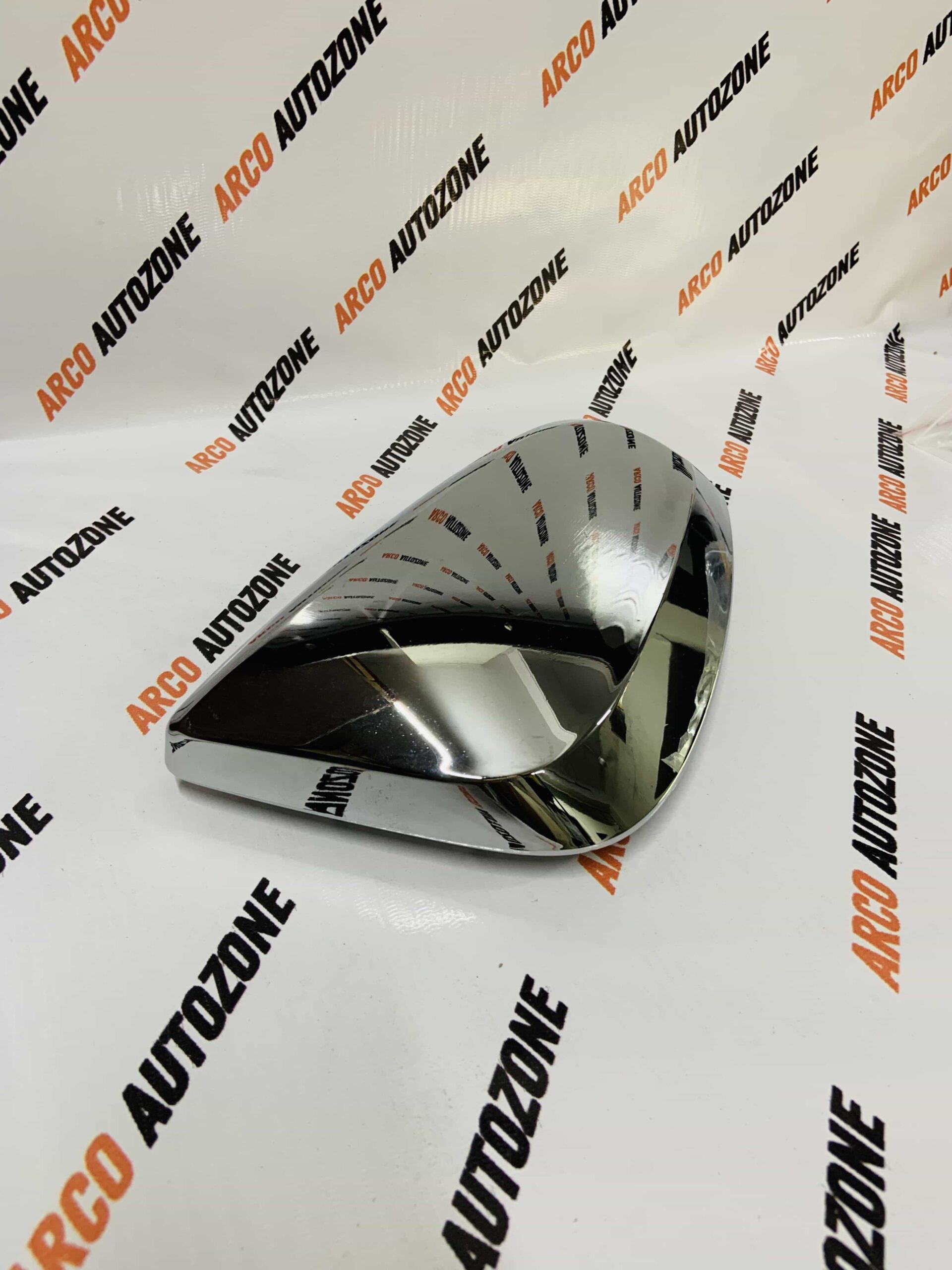 SIDE MIRROR COVER CRYSTA FORTUNER LEGENDER 16 HILUX CHROME RIGHT IMP 879150K570