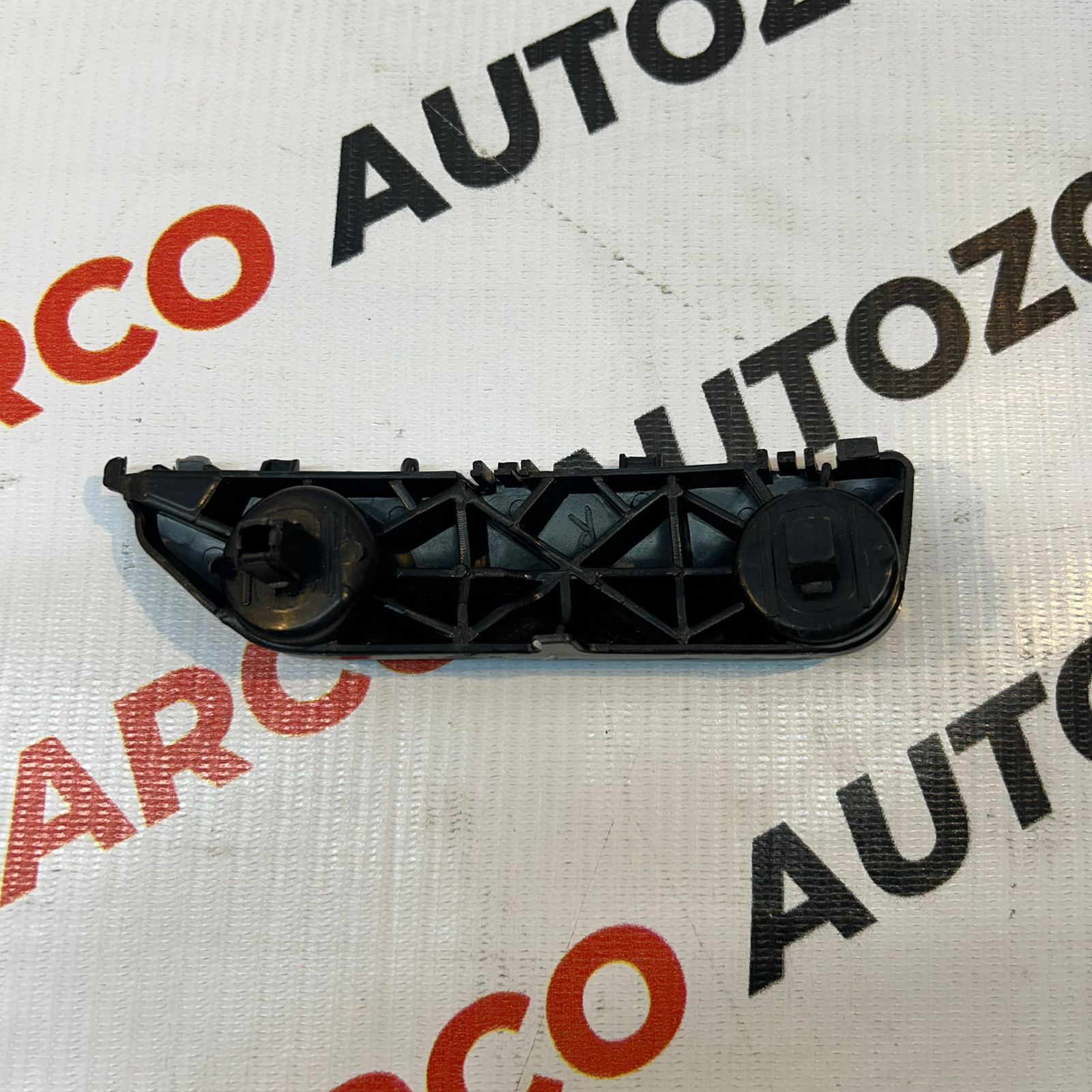 FRONT BUMPER BRACKET MICRA RIGHT ACC NSDMI1FBBR