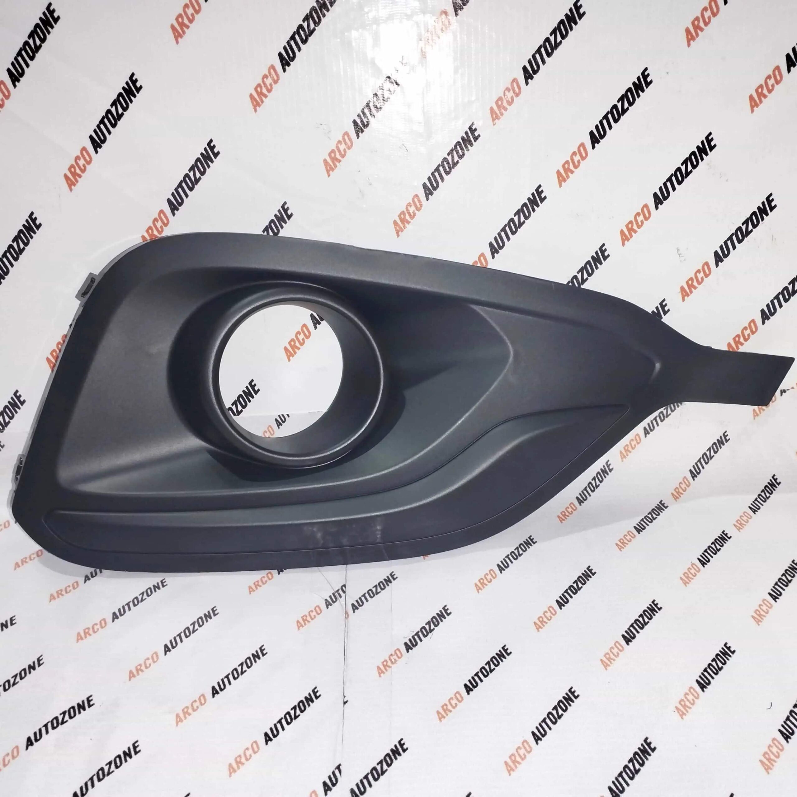 FOG LAMP COVER ERTIGA T2 LEFT HOLE BLK MGP 71761M60MB0