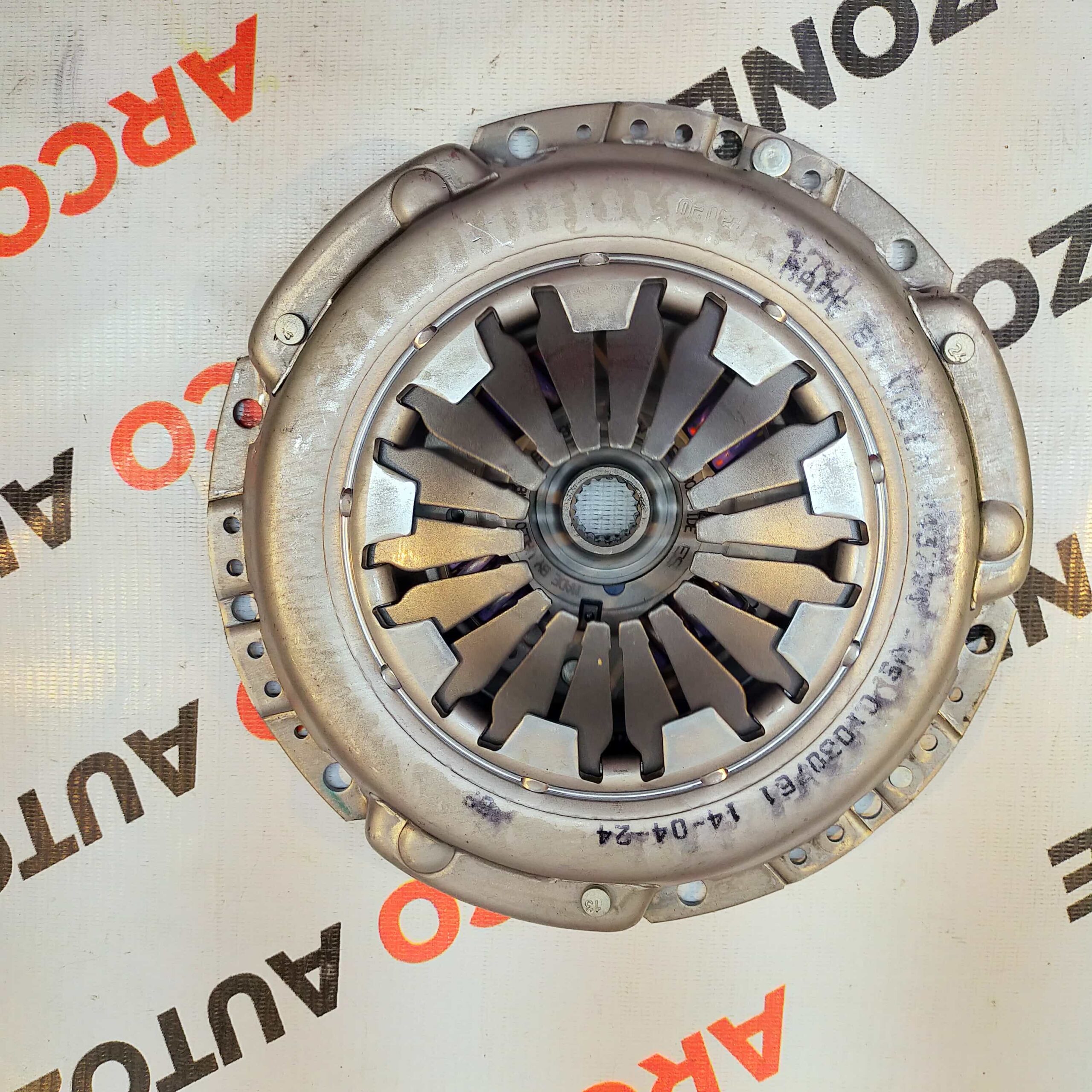 CLUTCH SET SPARK UVA VALEO 843628