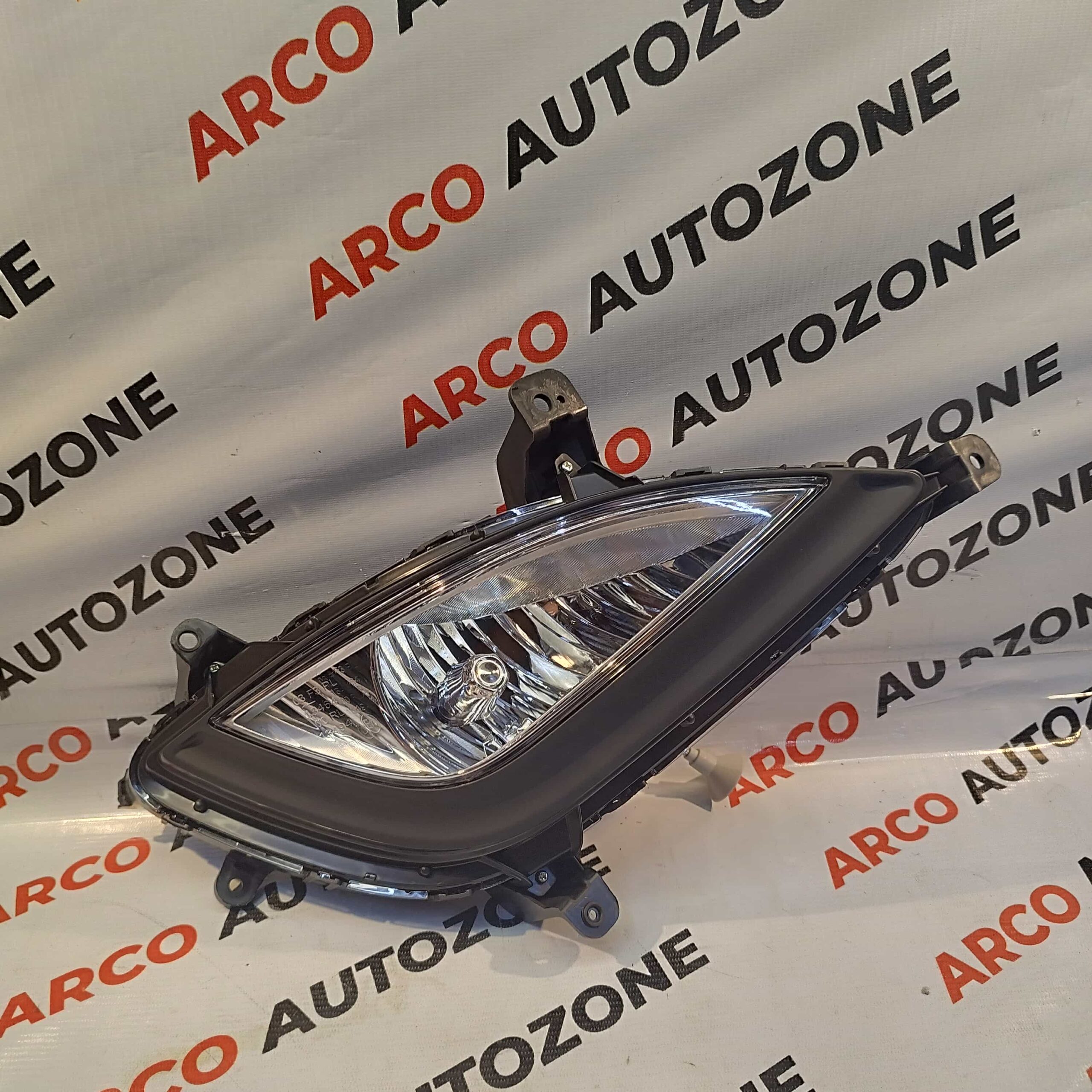 FOG LAMP I20 T2 RIGHT NON LED HYU 922021J500