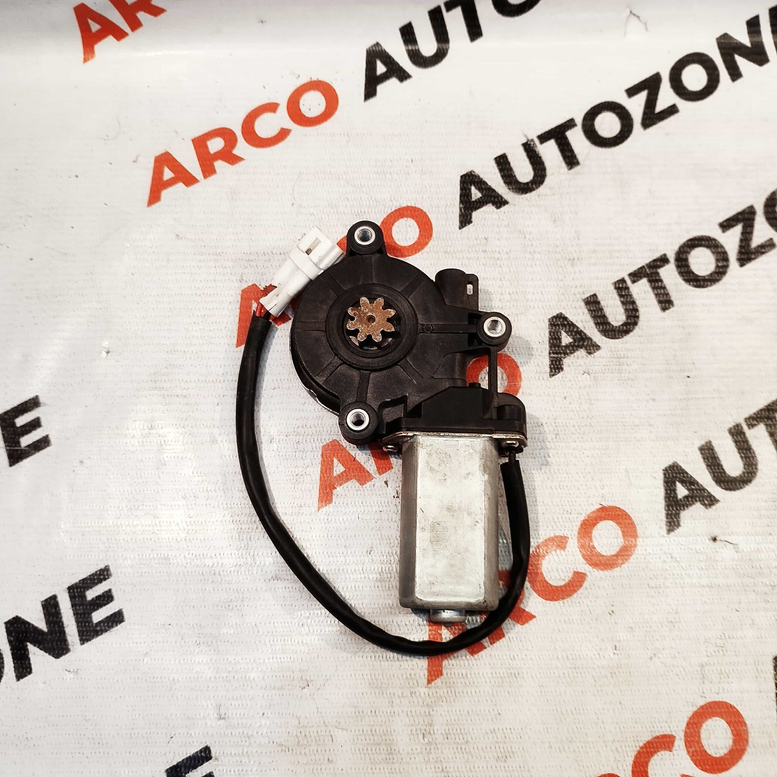 POWER WINDOW MOTOR ALTO FRONT RIGHT TAVERA FRONT LEFT IMP 83401M79G50