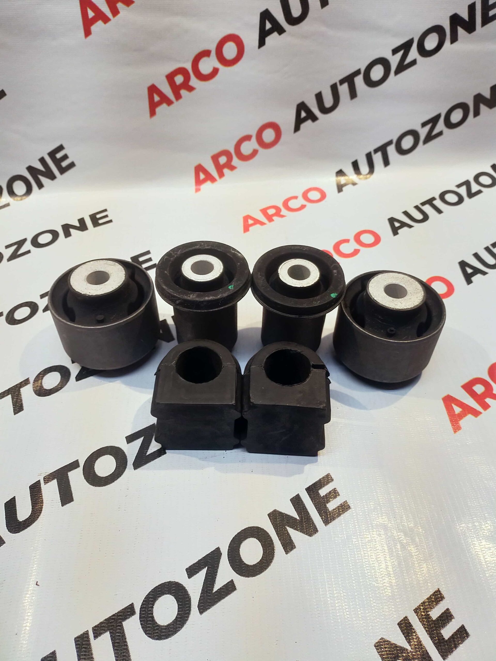 FRONT BUSH KIT XUV500 KIT MAH 401BAA08240NKT