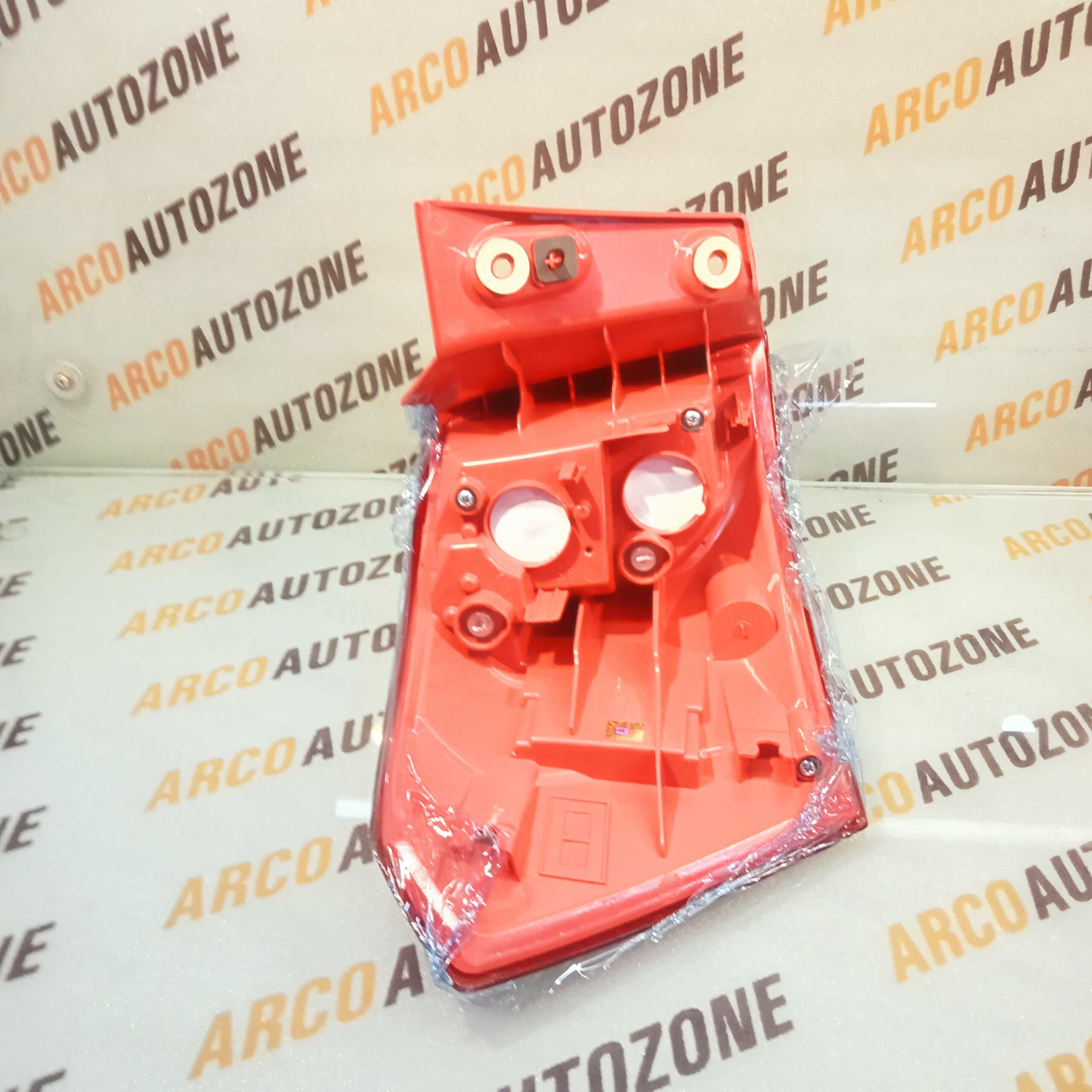 LIGHTING TAIL LIGHT BREZZA T1 RIGHT NON LED AUTOGOLD AG0511RU