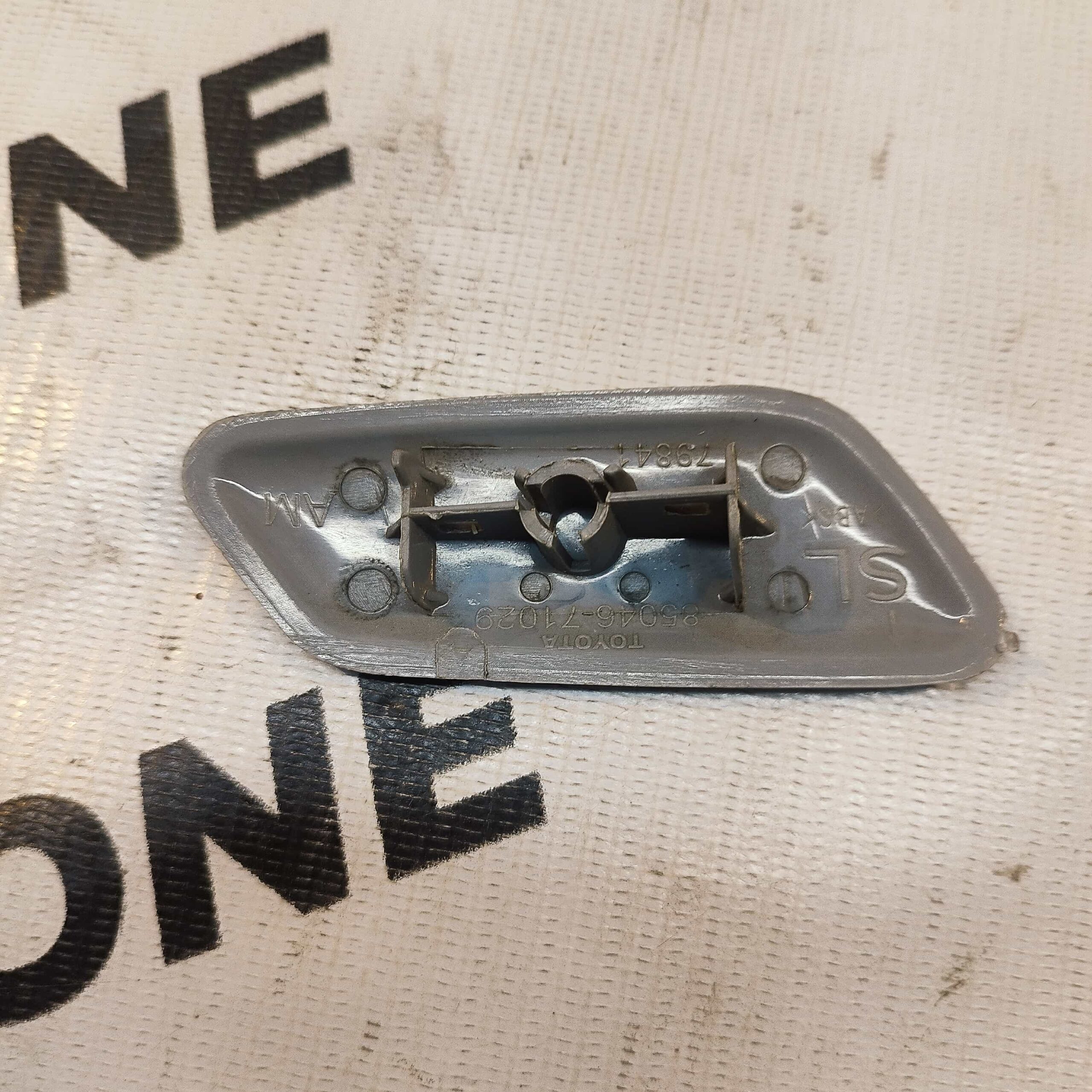 WASHER CAP FORTUNER T2 RIGHT ACC