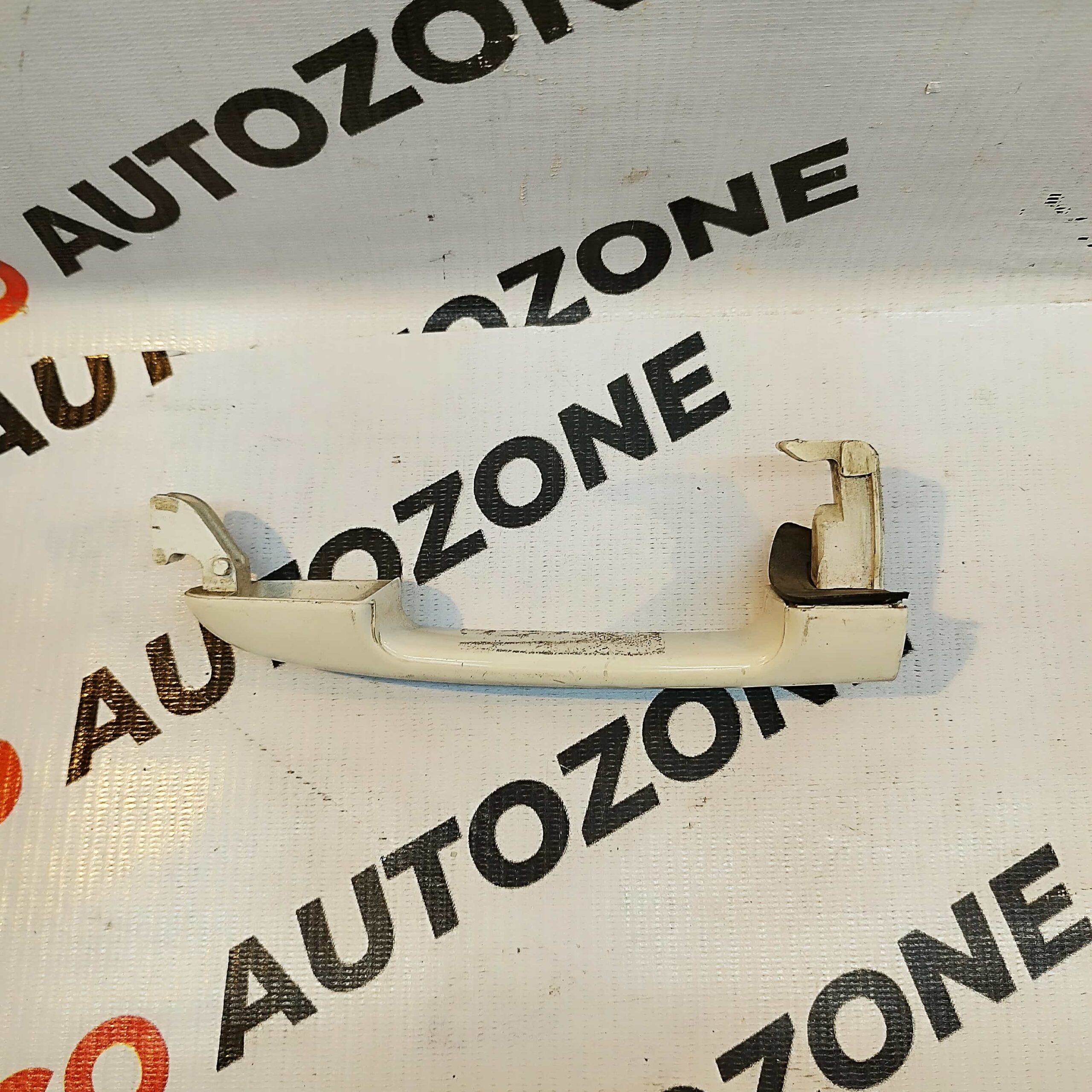 OUTER HANDLE I20 T1 T2 IND 826511J000CA