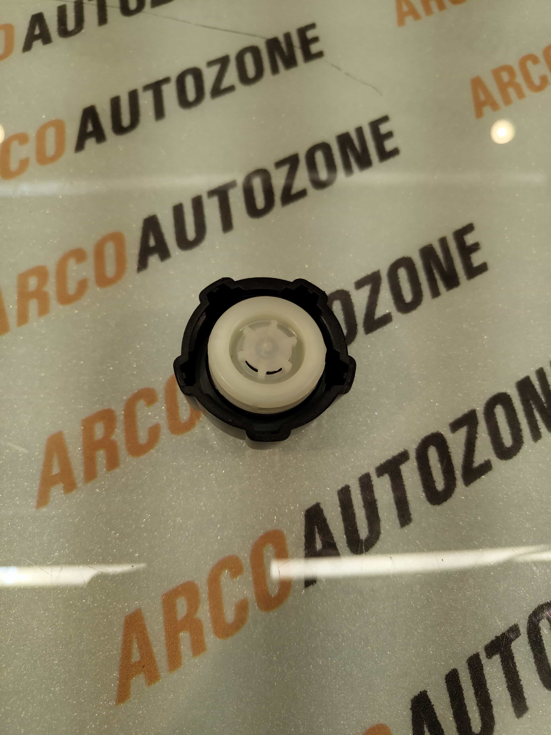 COOLENT CAP DUSTER TERRANO LOGAN IMP 8200048024