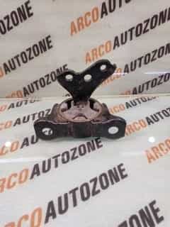 ENGINE MOUNTING KWID REDIGO RIGHT IRON BRACKET