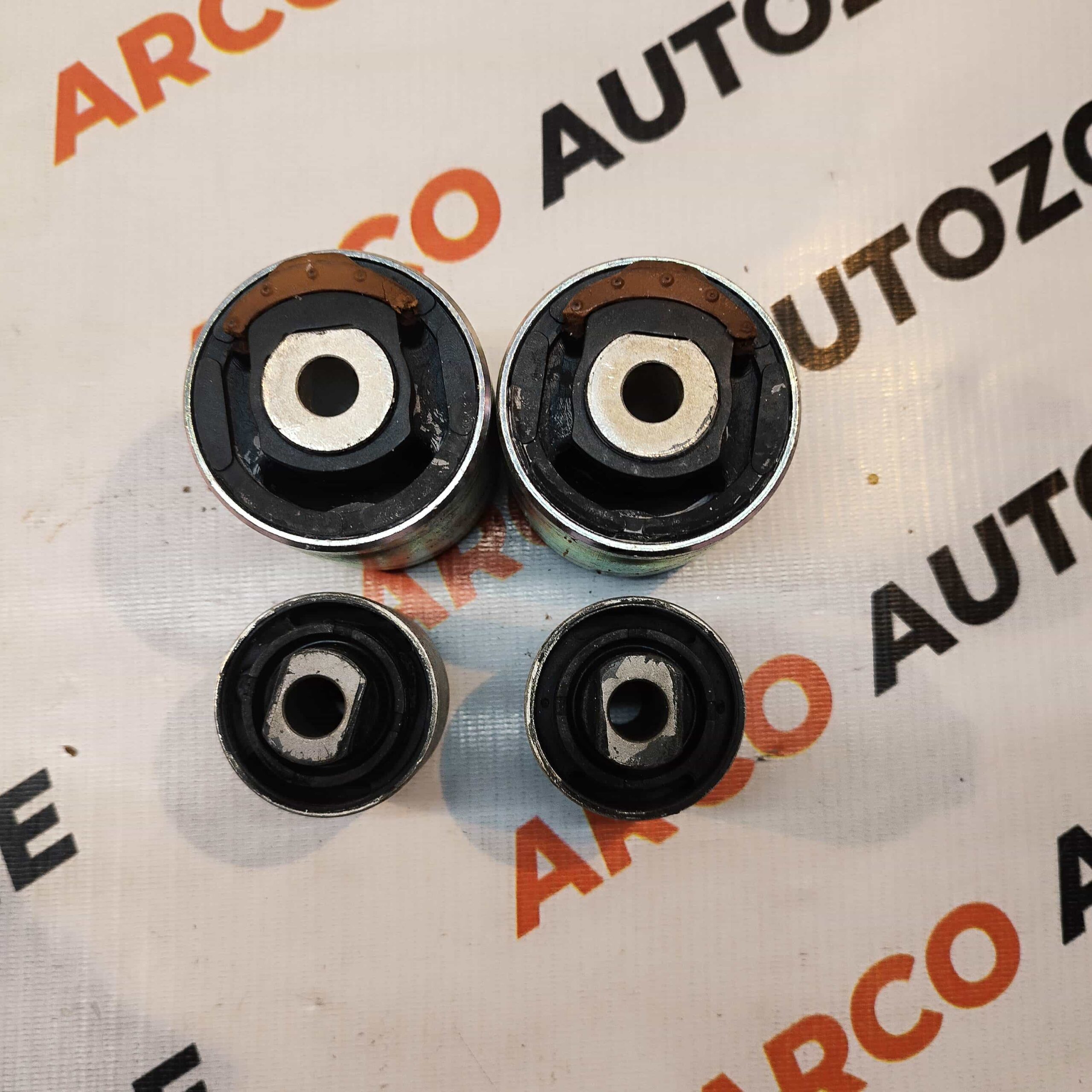 FRONT BUSH KIT BMW F30 F80 31126855743 6792277