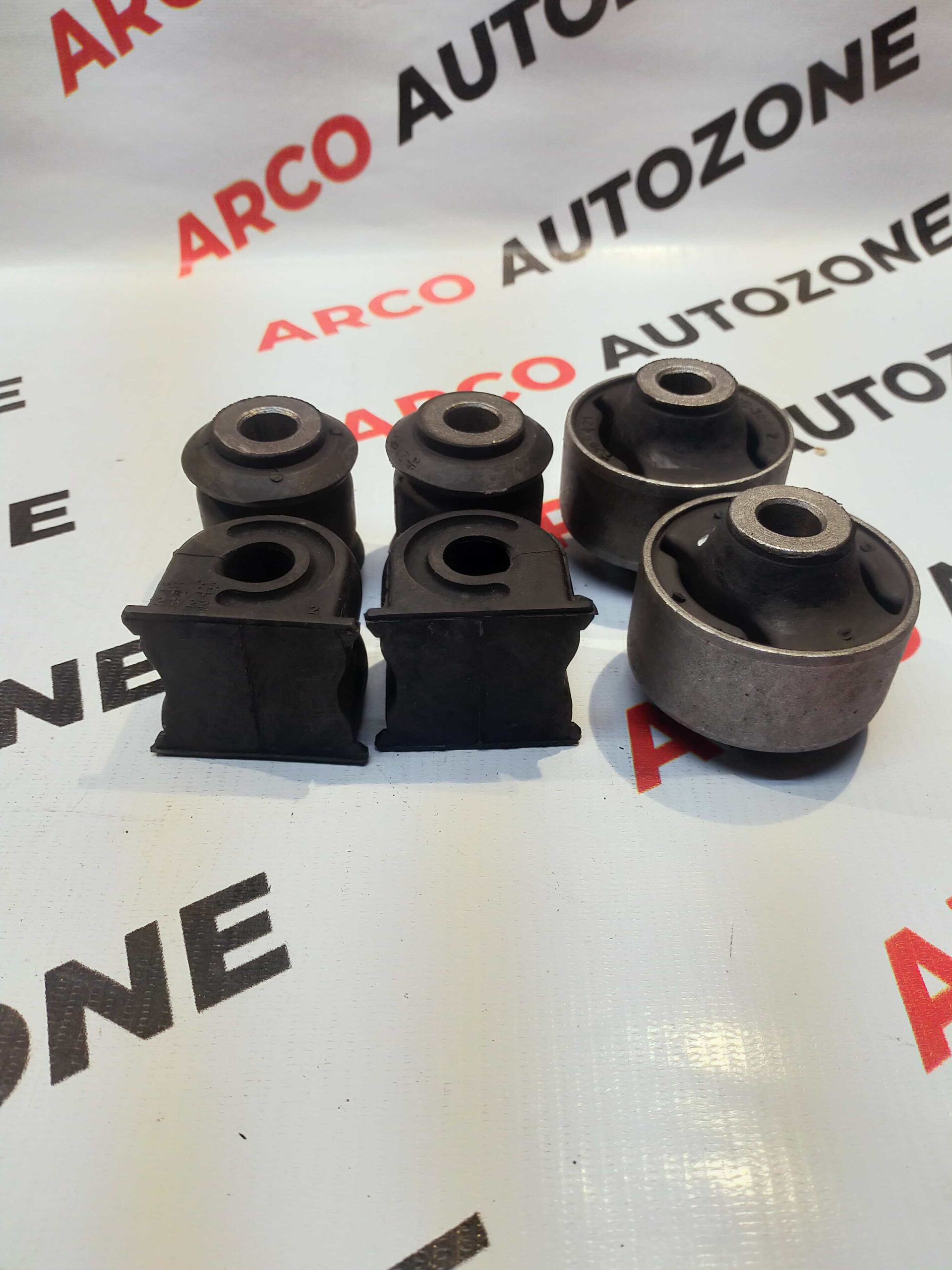 FRONT BUSH KIT AMAZE KIT SONA HSF1812