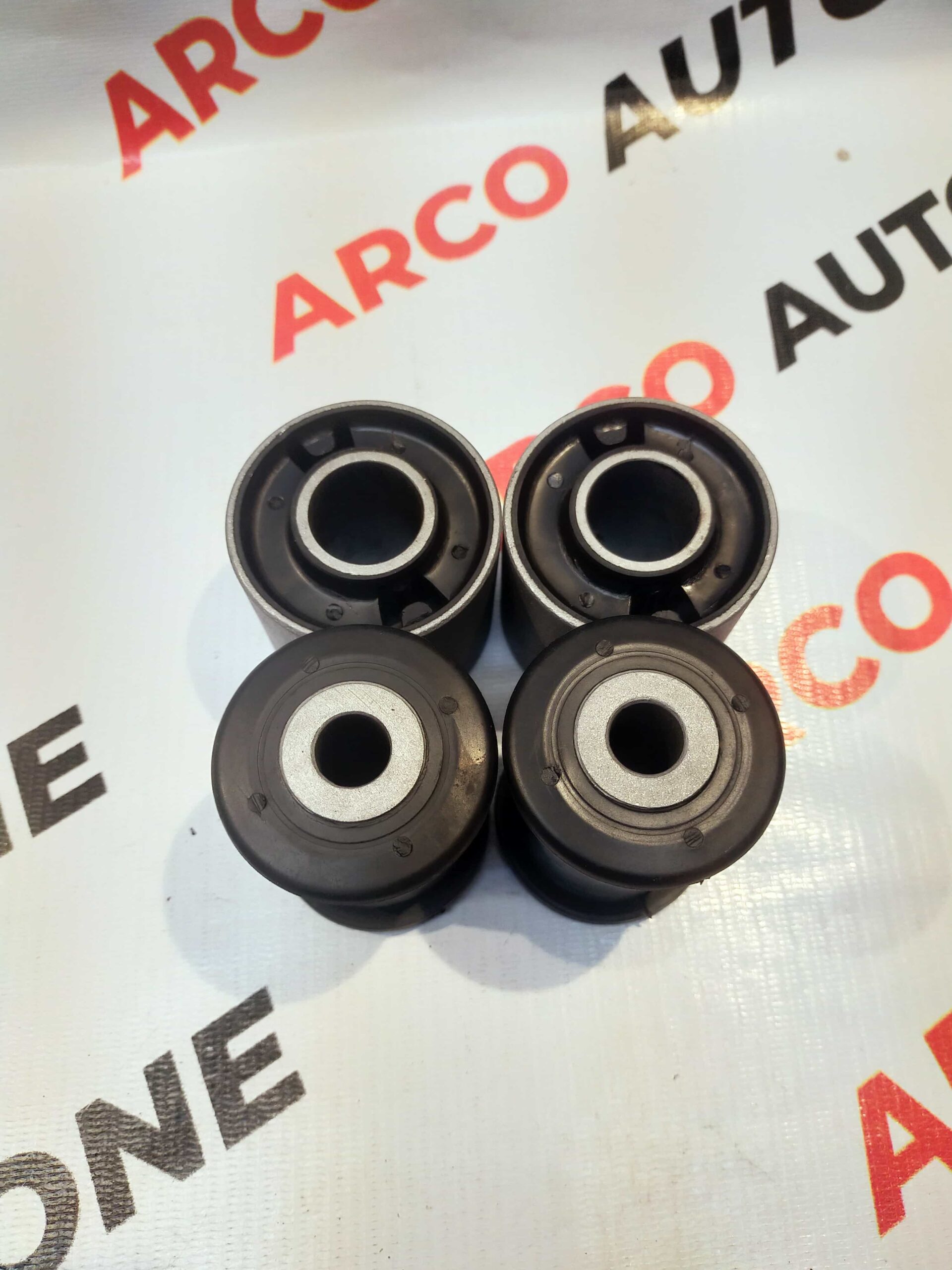 FRONT BUSH KIT KUV 100 EVA