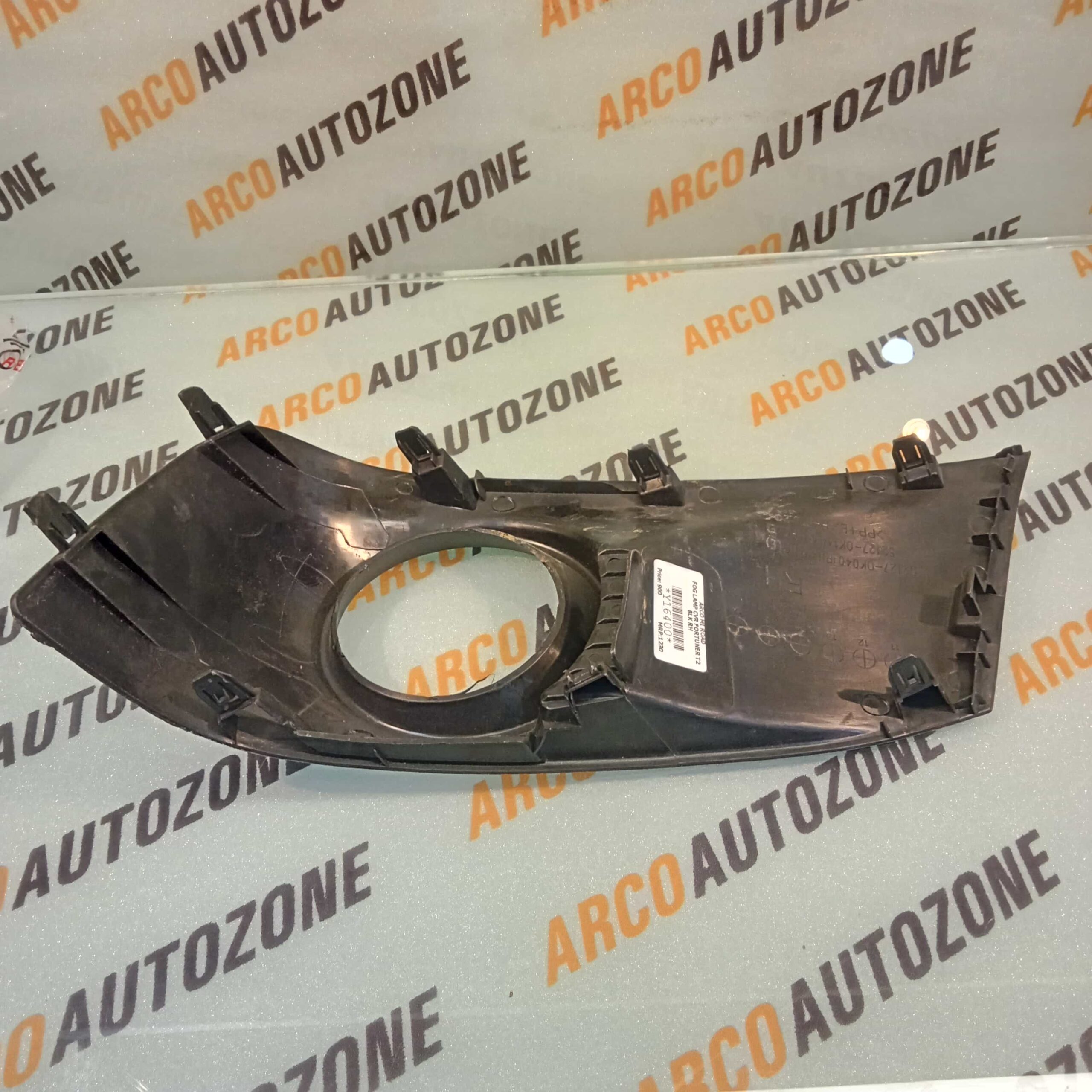 FOG LAMP COVER FORTUNER T2 BLACK RIGHT ACC TYDFO4FLCRB