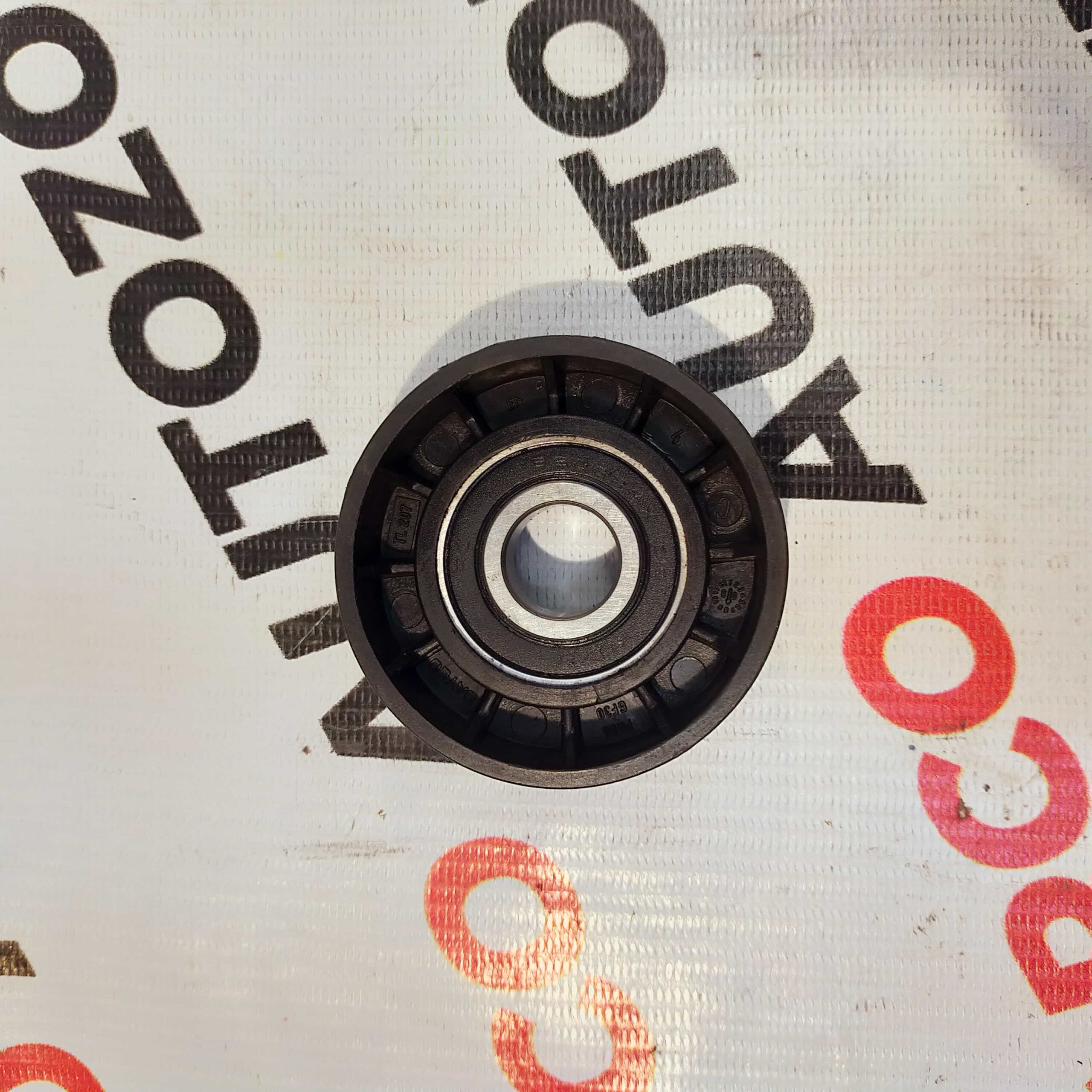 IDLER PULLEY SWIFT RITZ A3 OCATVIA SUPERB NEW DIESEL PLASTIC