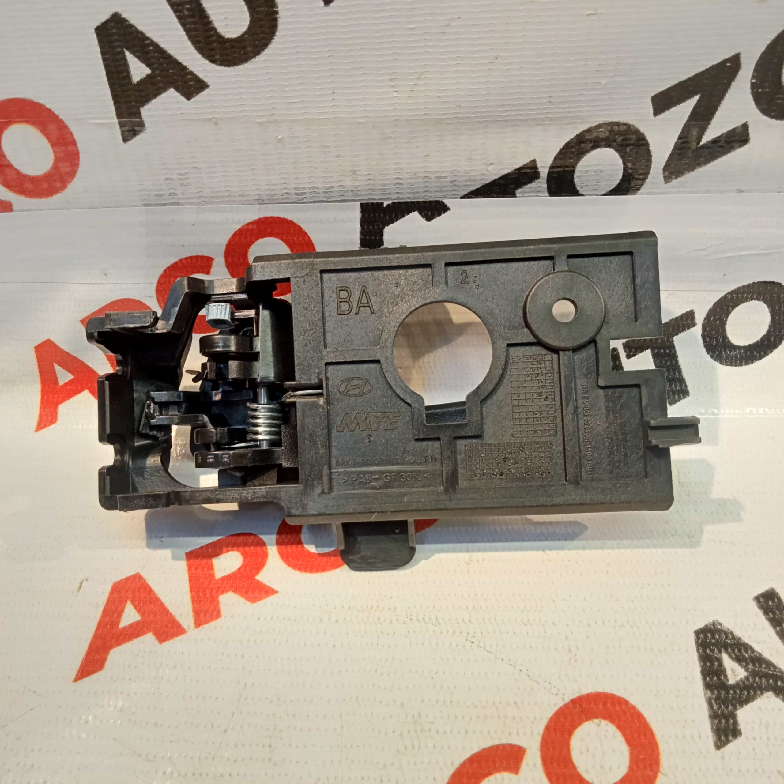 RC LEVER INNER HANDLE GRAND XCENT FRONT RIGHT BLACK HYU 82620B4000