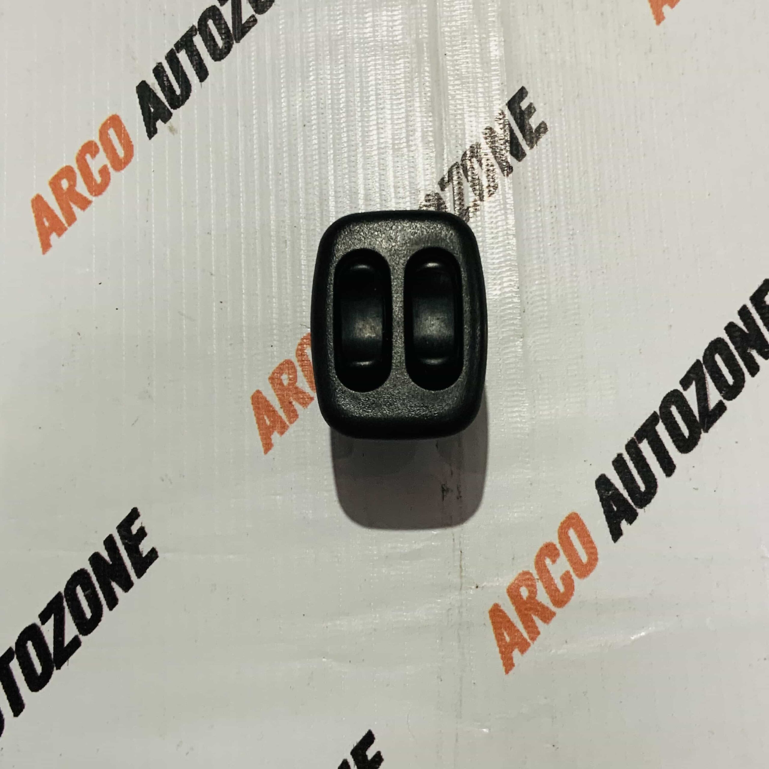 POWER WINDOW SWITCH MAIN SANTRO MINDA TD21183