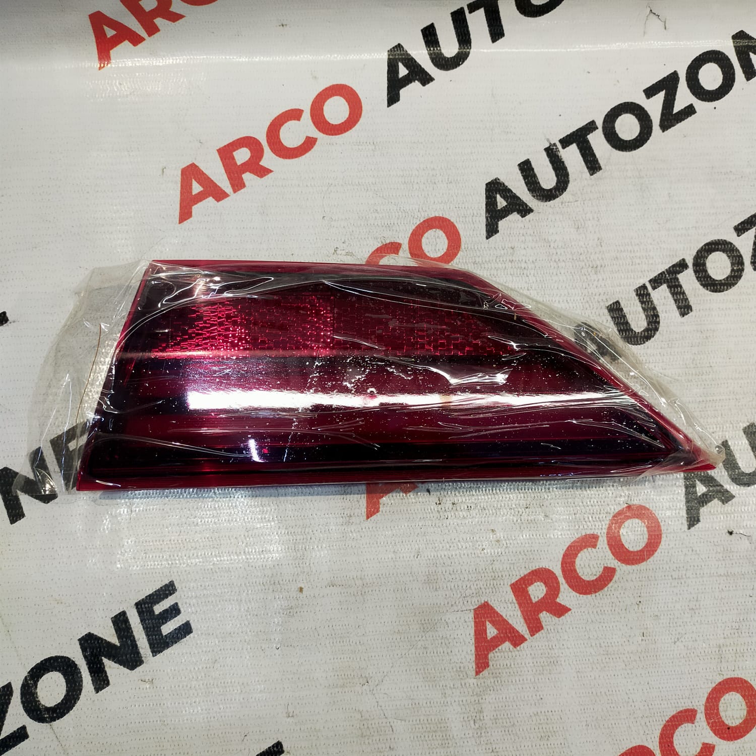 DICKY LIGHT AMAZE 18 LED RIGHT HON 34150TSVK111