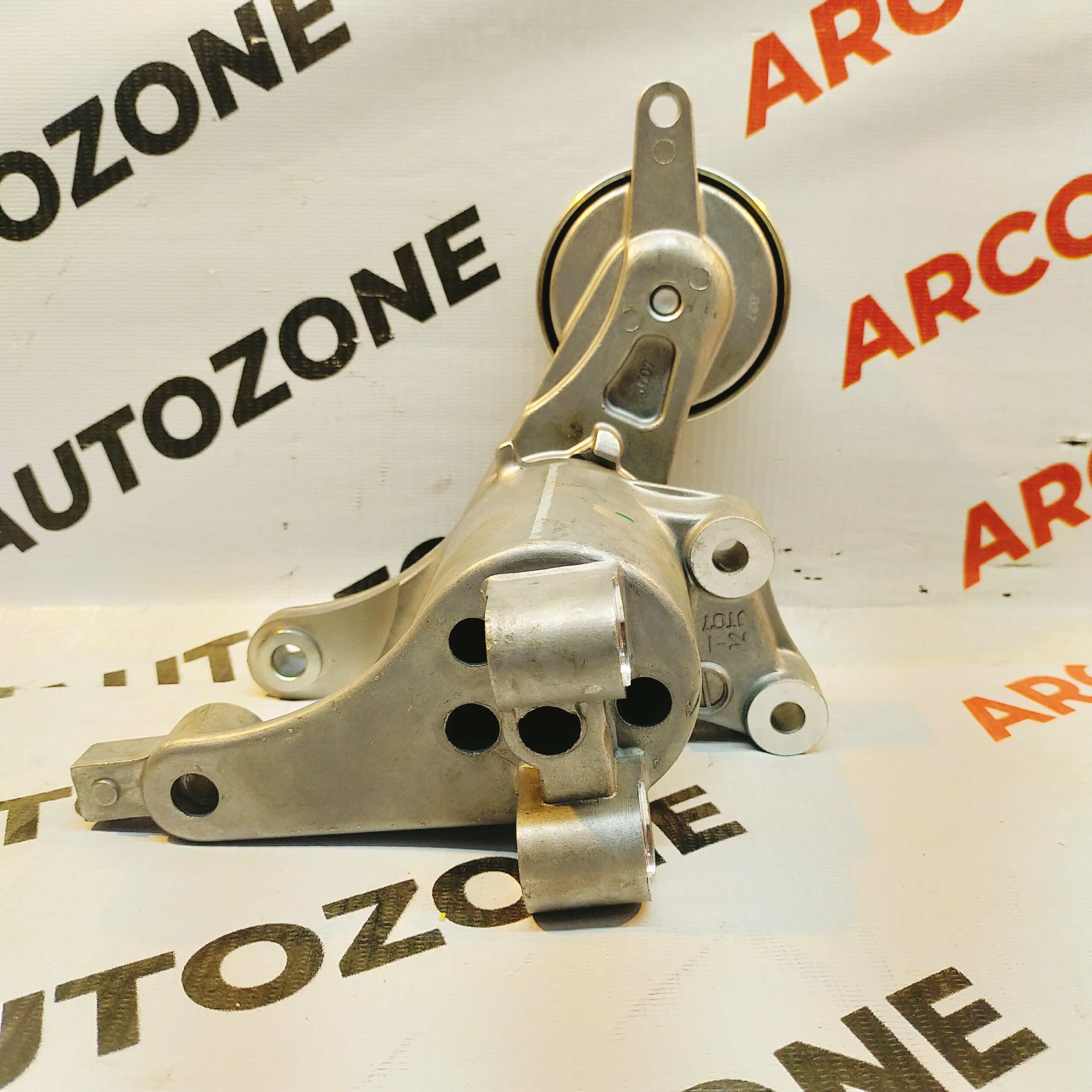 FAN BELT ADJUSTER INNOVA FORTUNER SMR SMR611