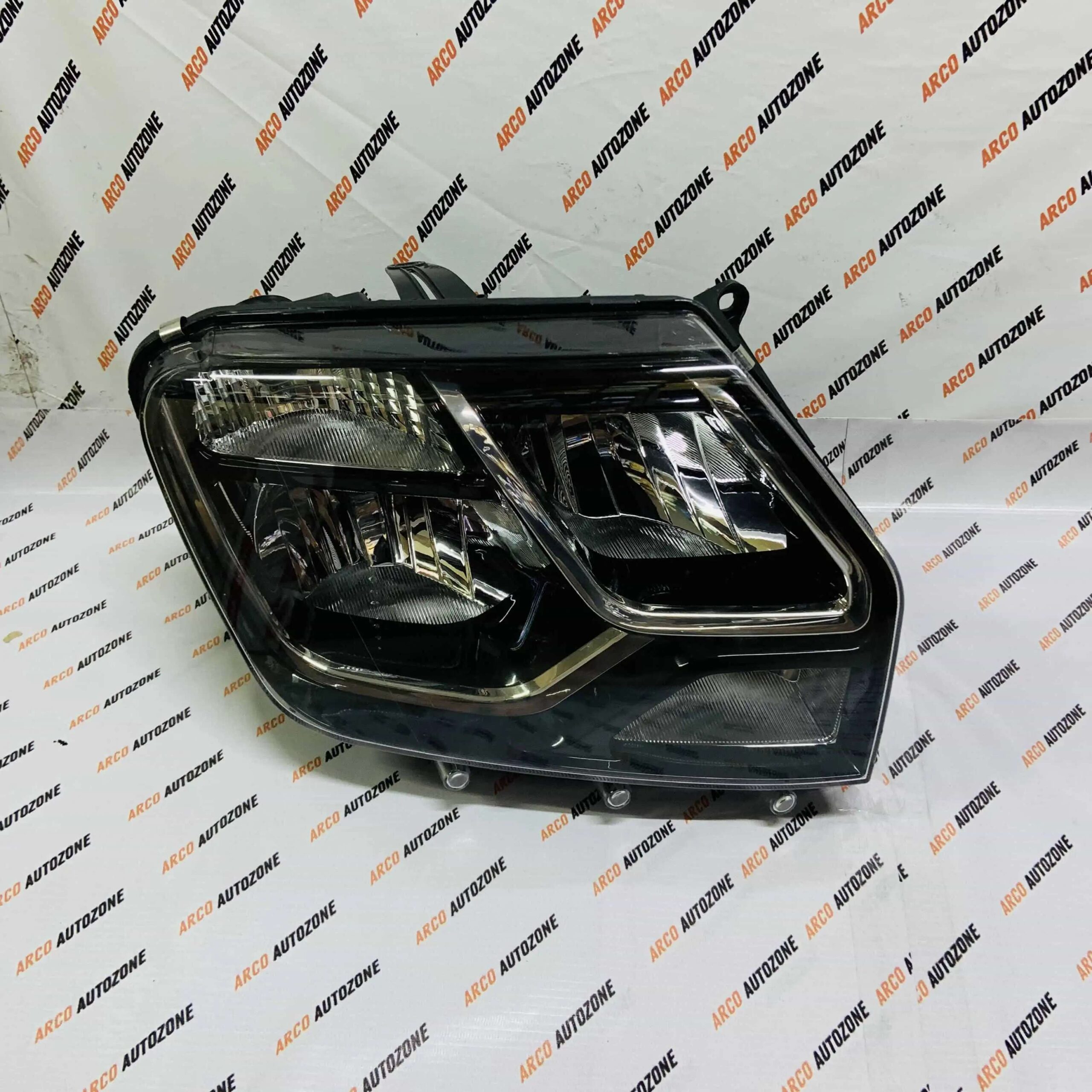 LIGHTING HEAD LIGHT DUSTER T3 RIGHT