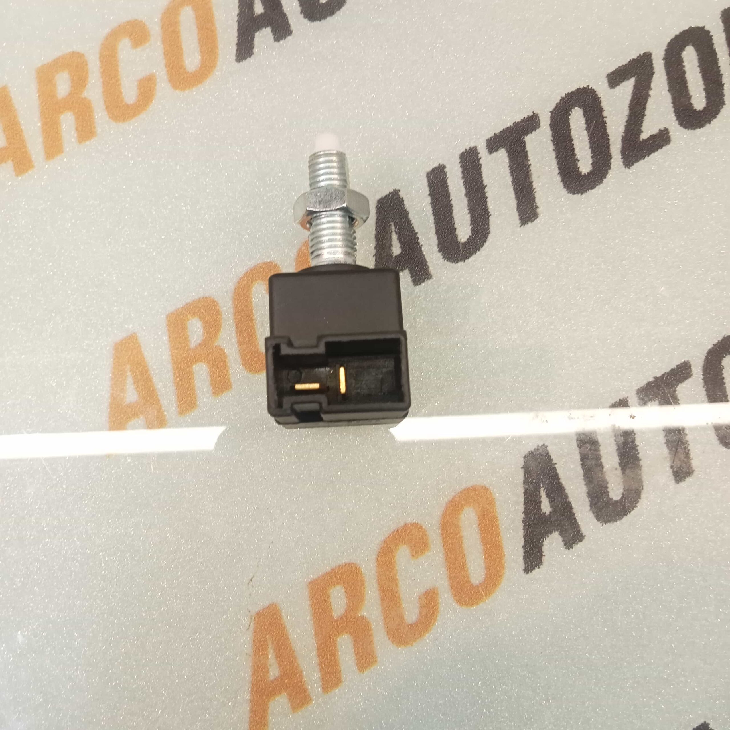BRAKE SWITCH I10 EON 2 PIN IMP 938403K000