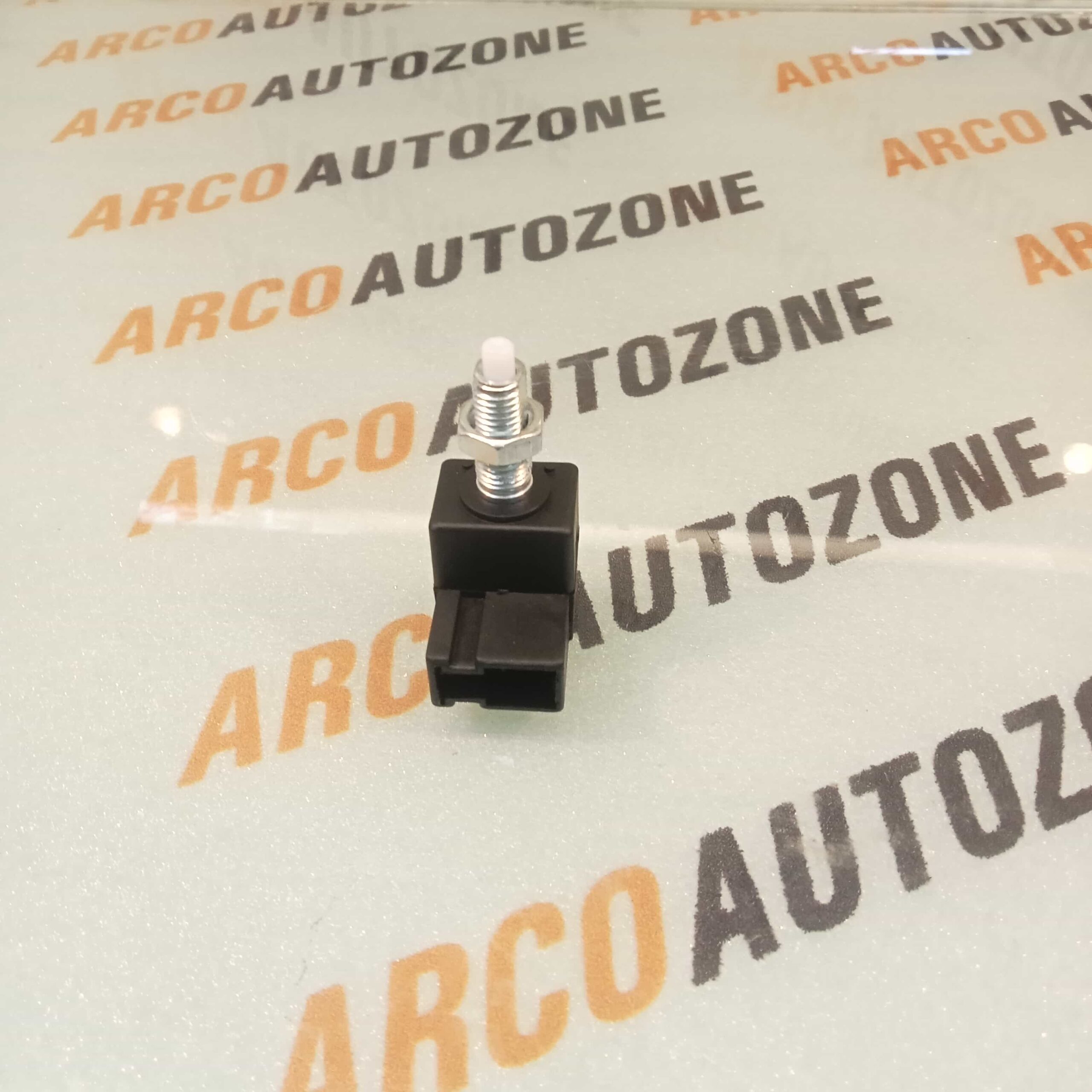 BRAKE SWITCH I10 EON 2 PIN IMP 938403K000