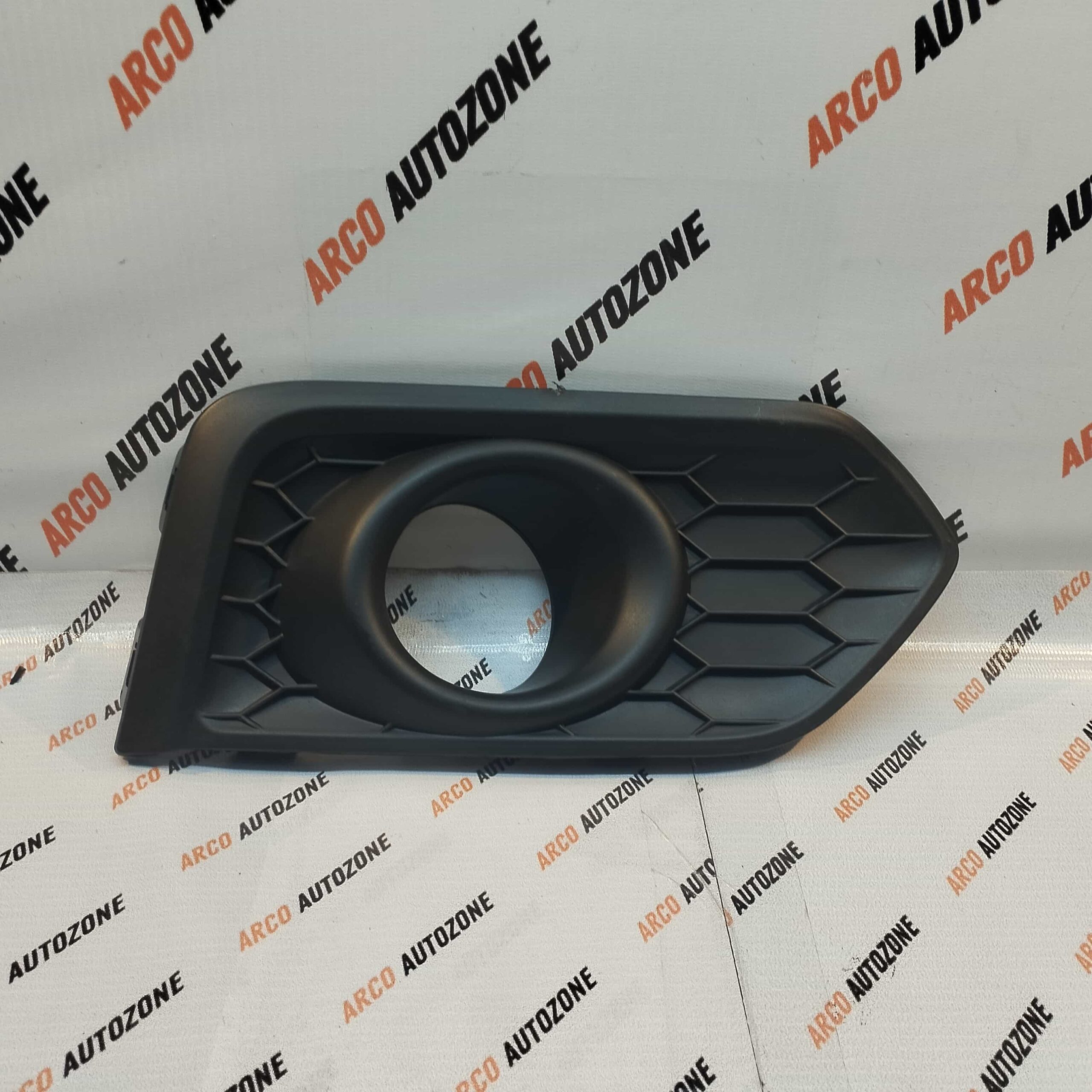 FOG LAMP COVER CITY T8 RIGHT HOLE HDDCT8FLCR