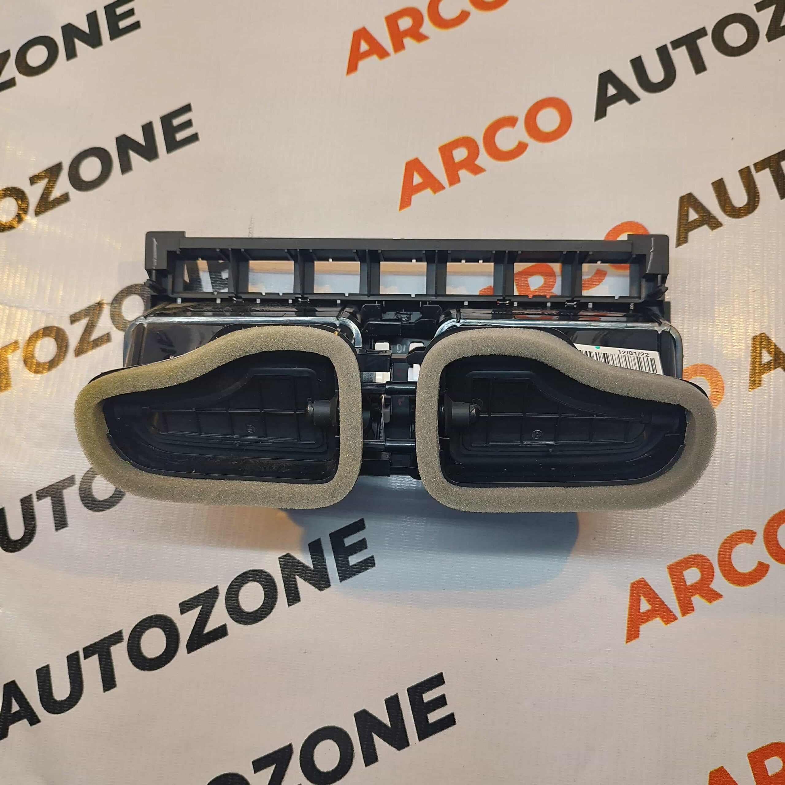 AC VENT POLO VENTO RAPID CENTER BLACK 6R0819728BBWMV