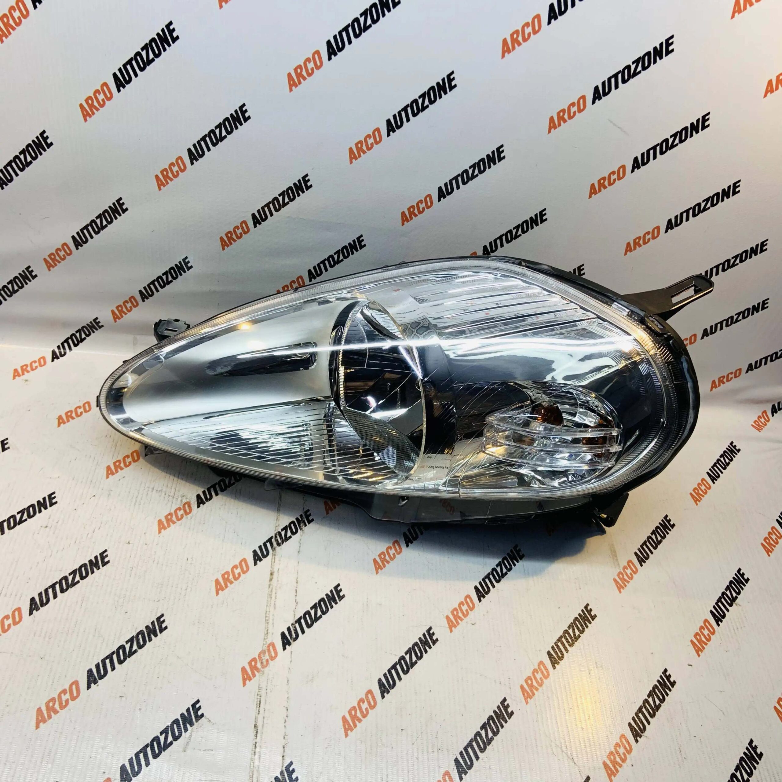 LIGHTING HEAD LIGHT PUNTO LEFT 59089728